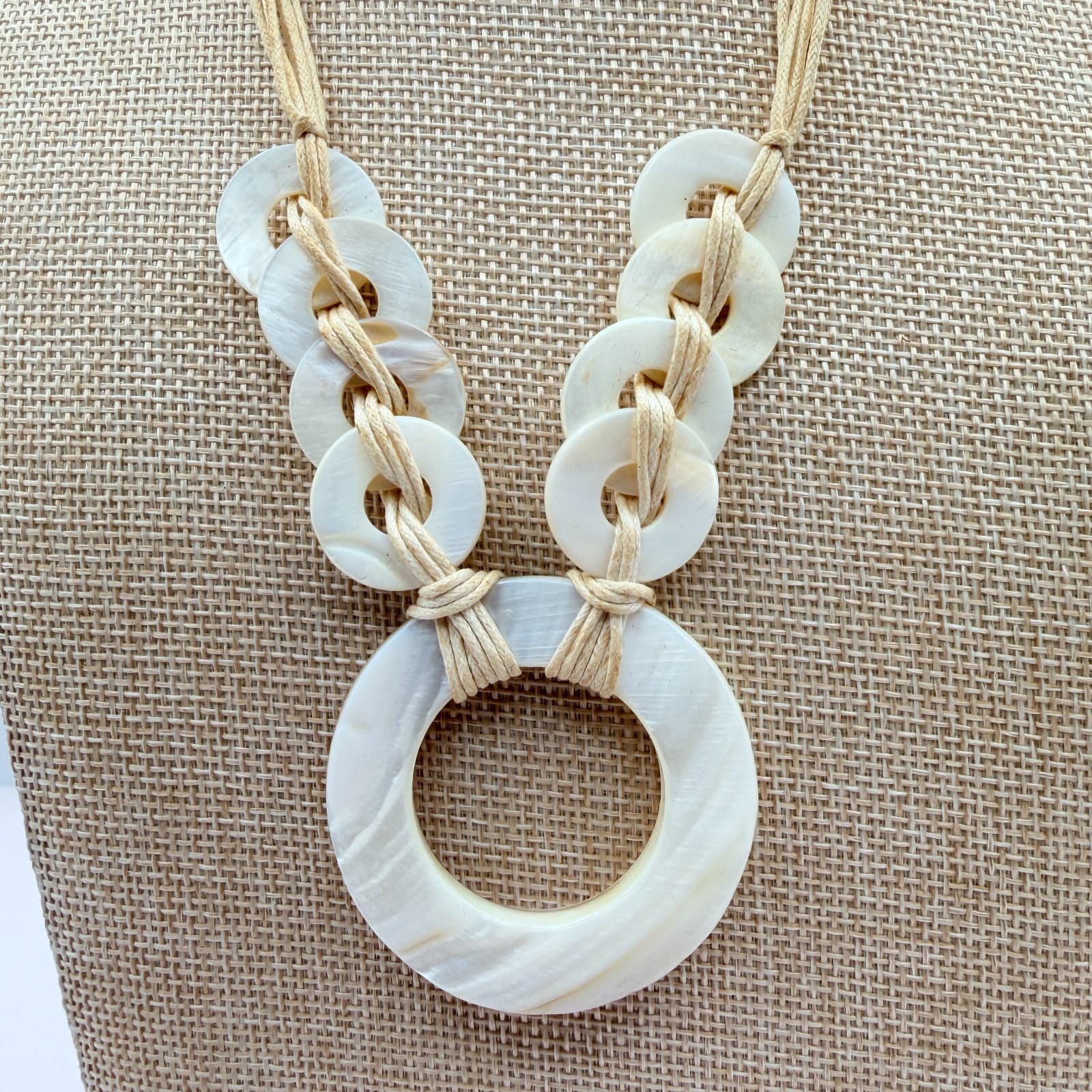 Vintage 90s Mother of Pearl Shell Pendant Necklace Cord Boho Fashion Jewelry - Thumbnail 4