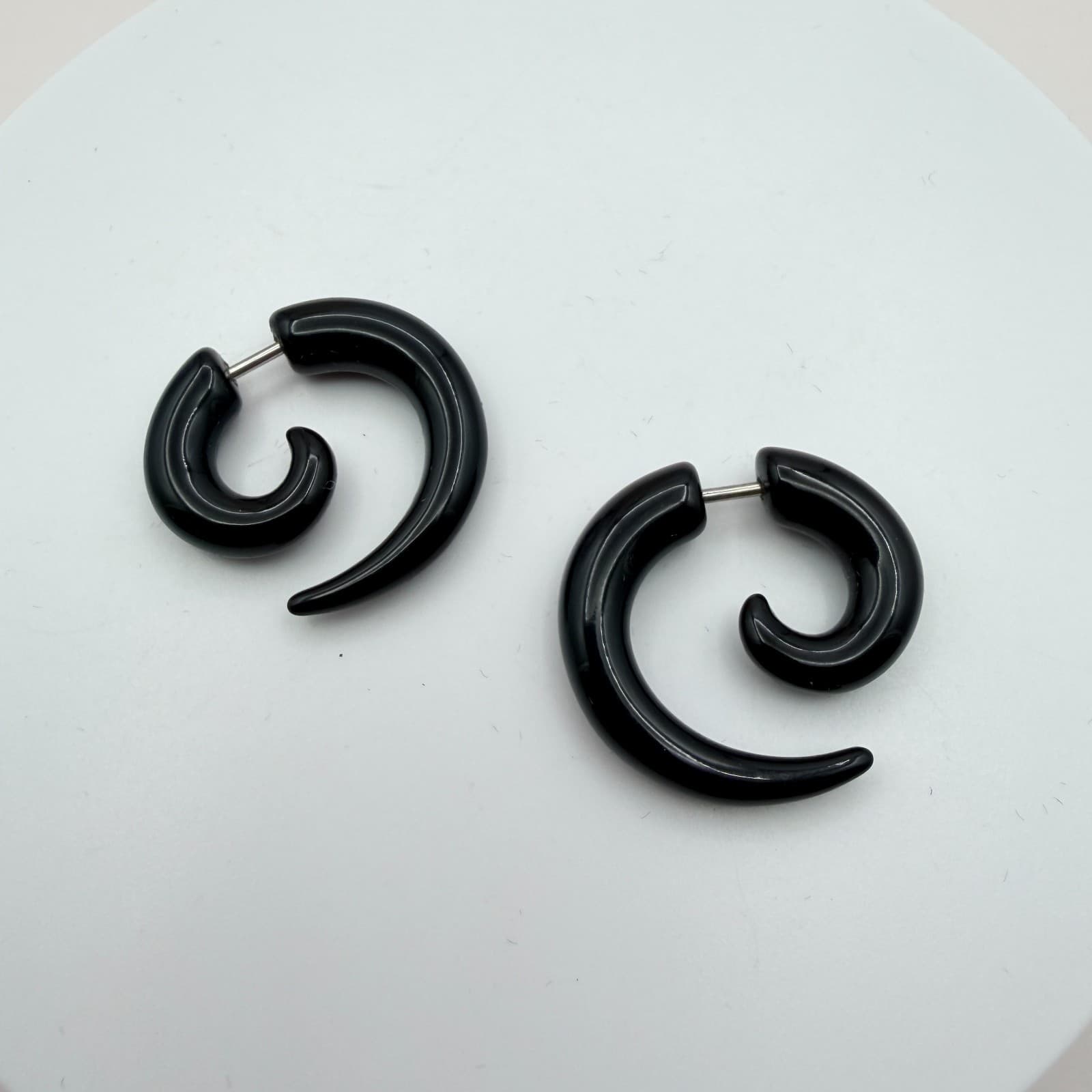 Vintage 90s Black Spiral Taper Hoop Earrings Faux Gauge Swirl Goth Boho Jewelry - Image 1