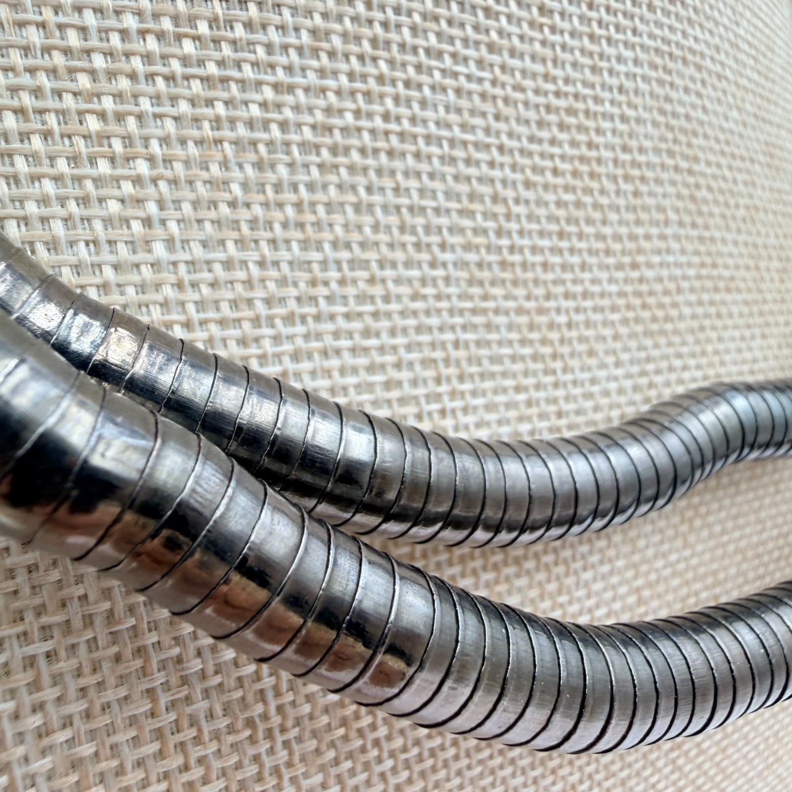 Vintage Y2K Silver Tone Bendable Snake Chain Necklace Statement Women's Jewelry - Thumbnail 4