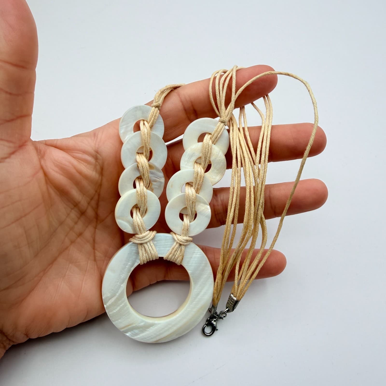 Vintage 90s Mother of Pearl Shell Pendant Necklace Cord Boho Fashion Jewelry - Thumbnail 7