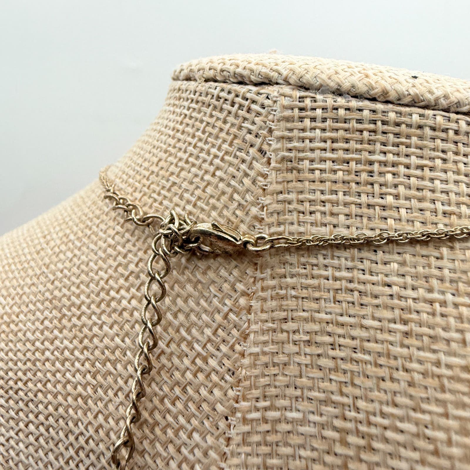 Vintage Y2K Avon Silver Tone Rope Chain Marquise Pendant Necklace Jewelry - Thumbnail 7