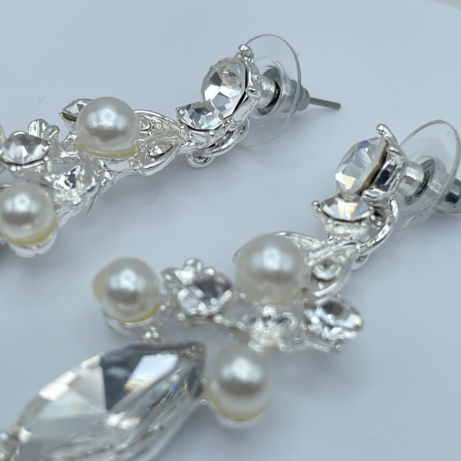 Vintage 90s Silver Tone Dangle Earrings Faux Pearl Rhinestone Women's Jewelry - Thumbnail 8