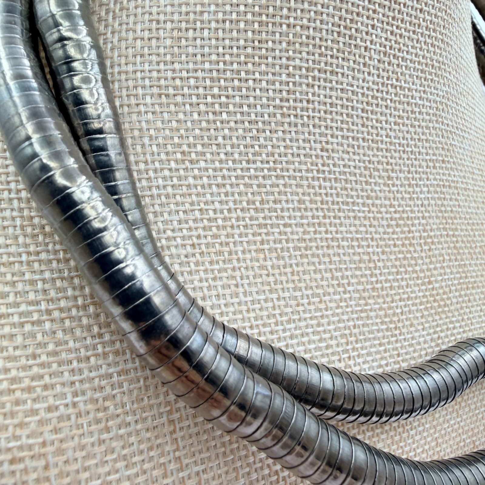 Vintage Y2K Silver Tone Bendable Snake Chain Necklace Statement Women's Jewelry - Thumbnail 3