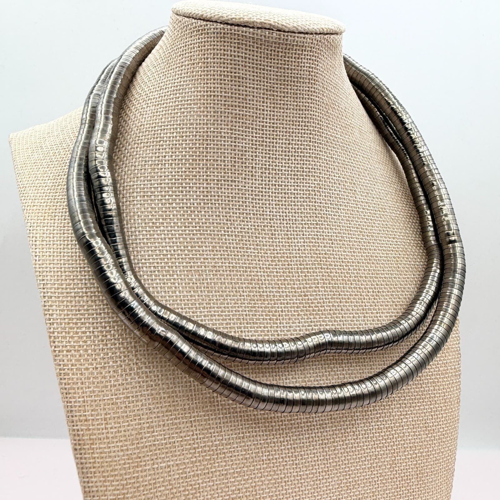 Vintage Y2K Silver Tone Bendable Snake Chain Necklace Statement Women's Jewelry - Thumbnail 2