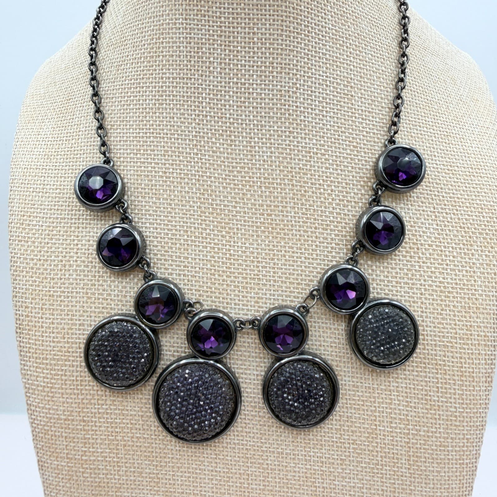 Vintage Y2K Gunmetal Tone Bib Necklace Statement Boho Women's Classic Jewelry - Thumbnail 2