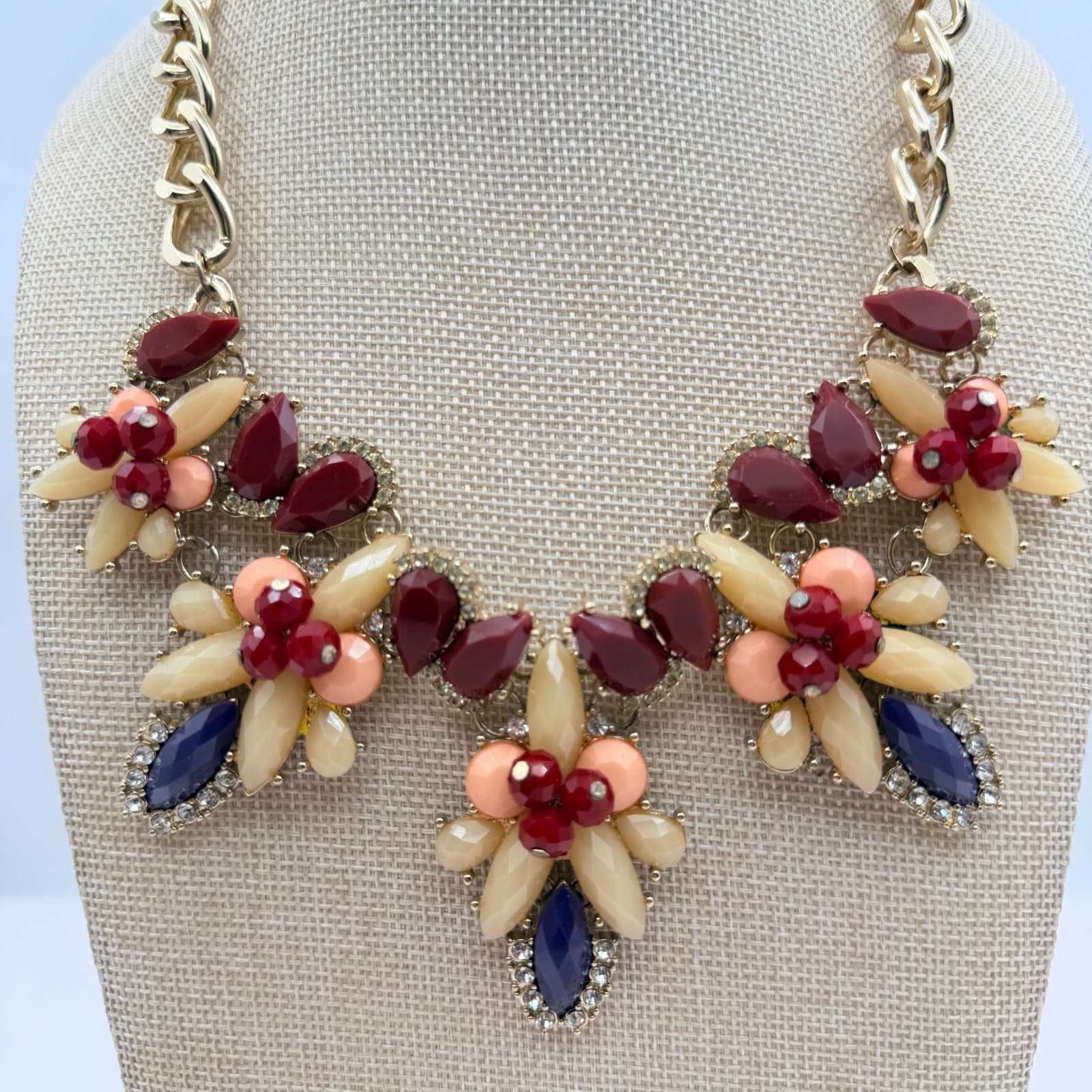 Vintage 90s Gold Tone Floral Bib Necklace Statement Women's Classic Jewelry - Thumbnail 3