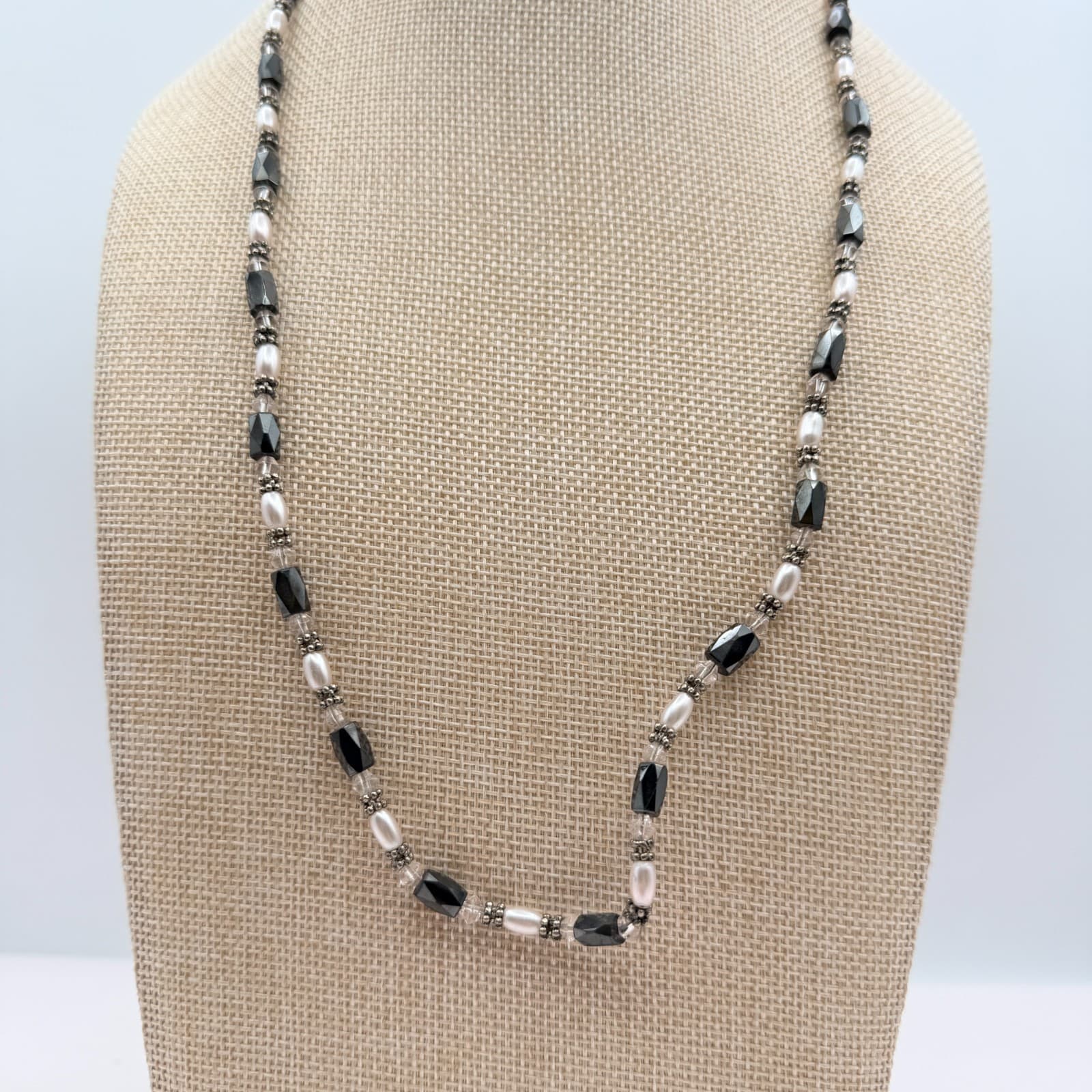 Vintage Y2K Silver Tone Black Faux Pearl Beaded Necklace Set Women's Jewelry - Thumbnail 2