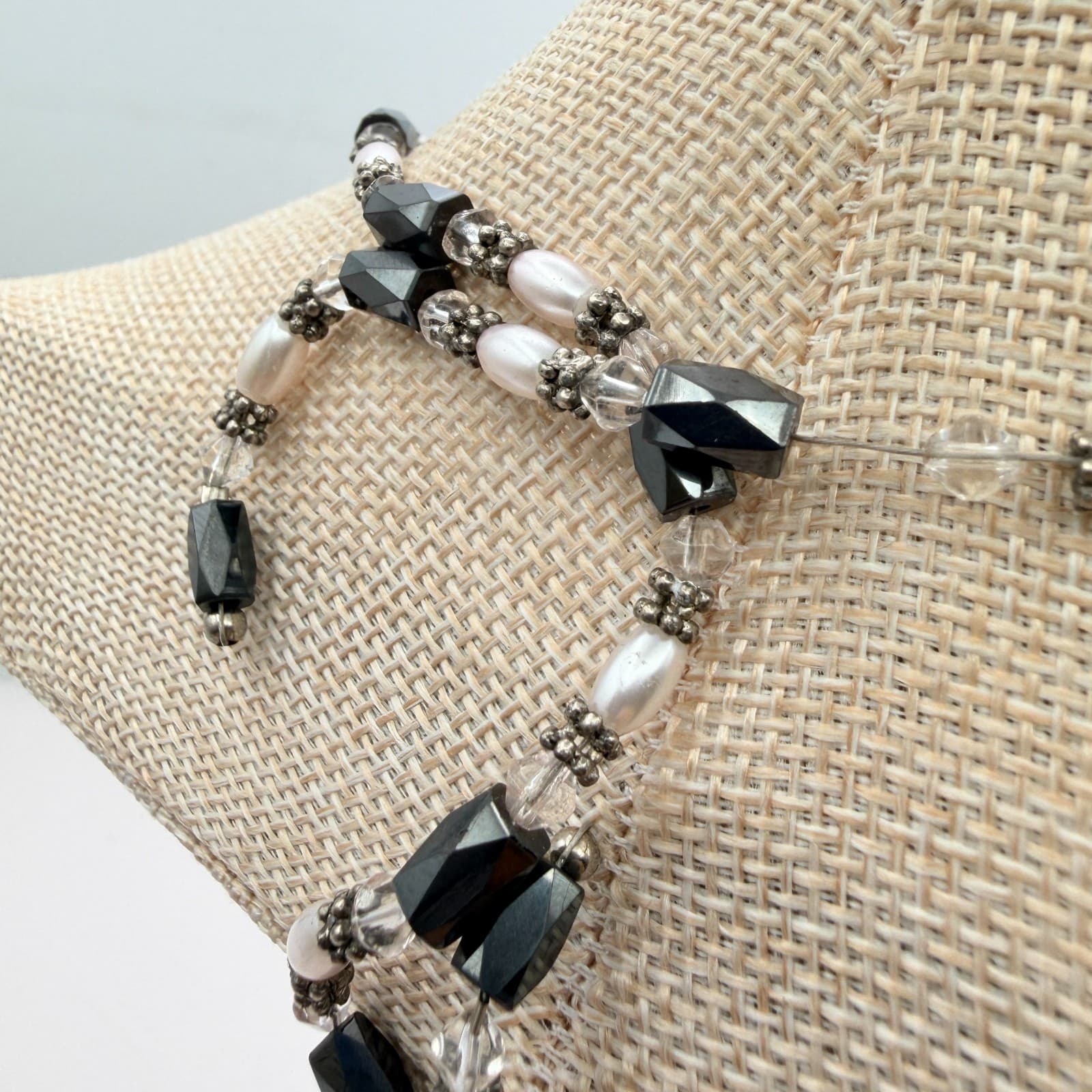 Vintage Y2K Silver Tone Black Faux Pearl Beaded Necklace Set Women's Jewelry - Thumbnail 5