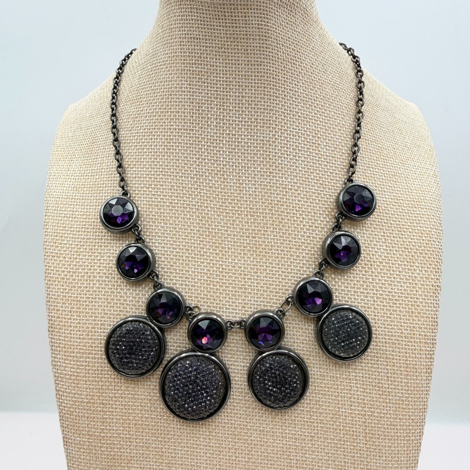 Vintage Y2K Gunmetal Tone Bib Necklace Statement Boho Women's Classic Jewelry - Image 1