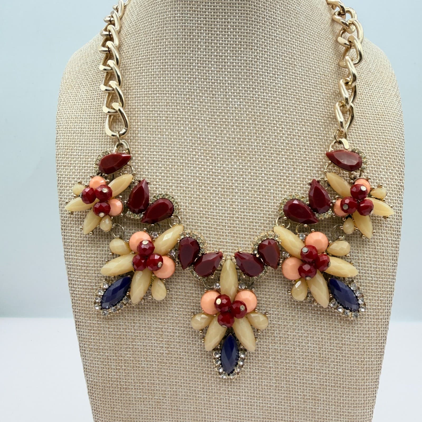 Vintage 90s Gold Tone Floral Bib Necklace Statement Women's Classic Jewelry - Thumbnail 2