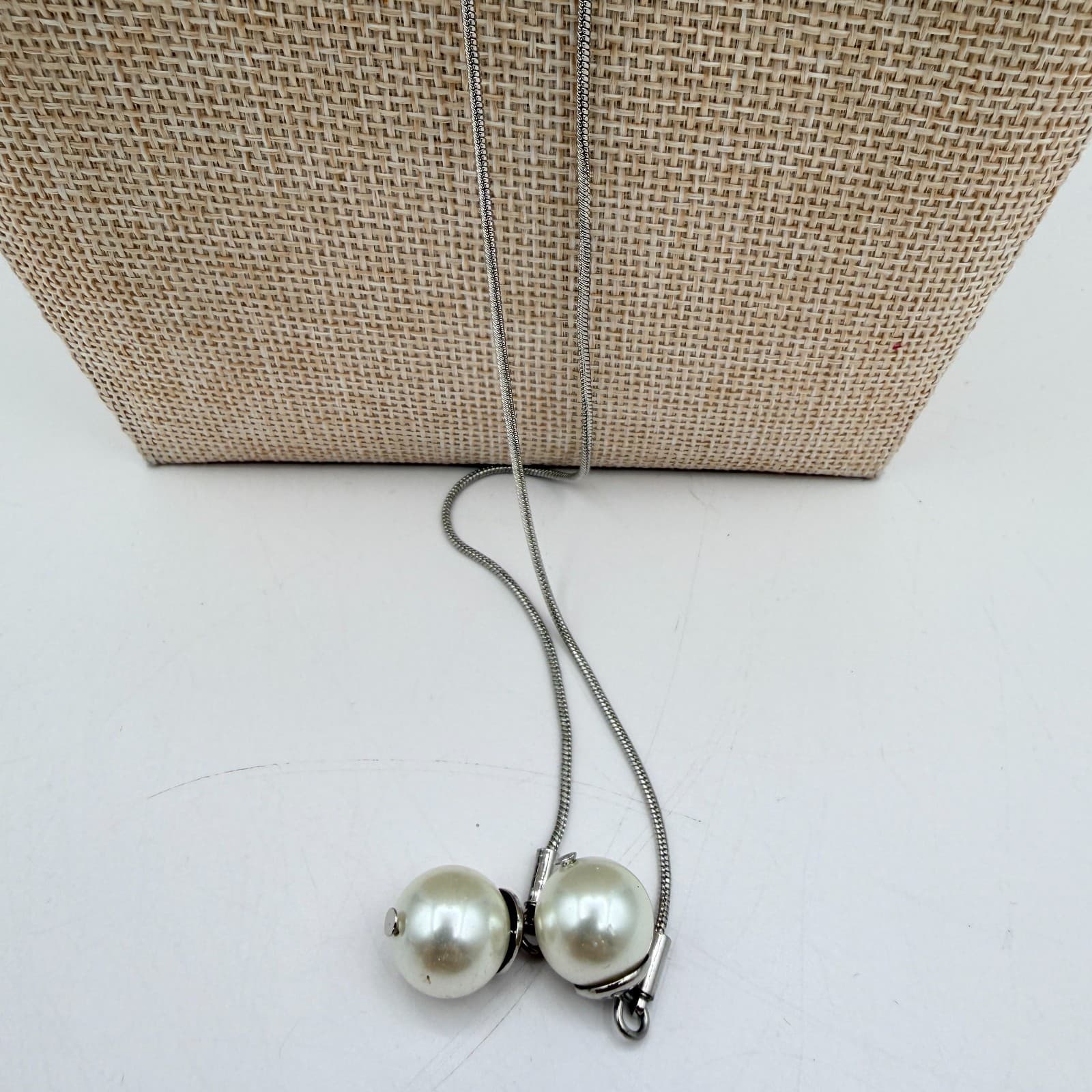 Vintage Y2K Alfani Silver Tone Faux Pearl Circle Lariat Necklace Women's Jewelry - Thumbnail 3