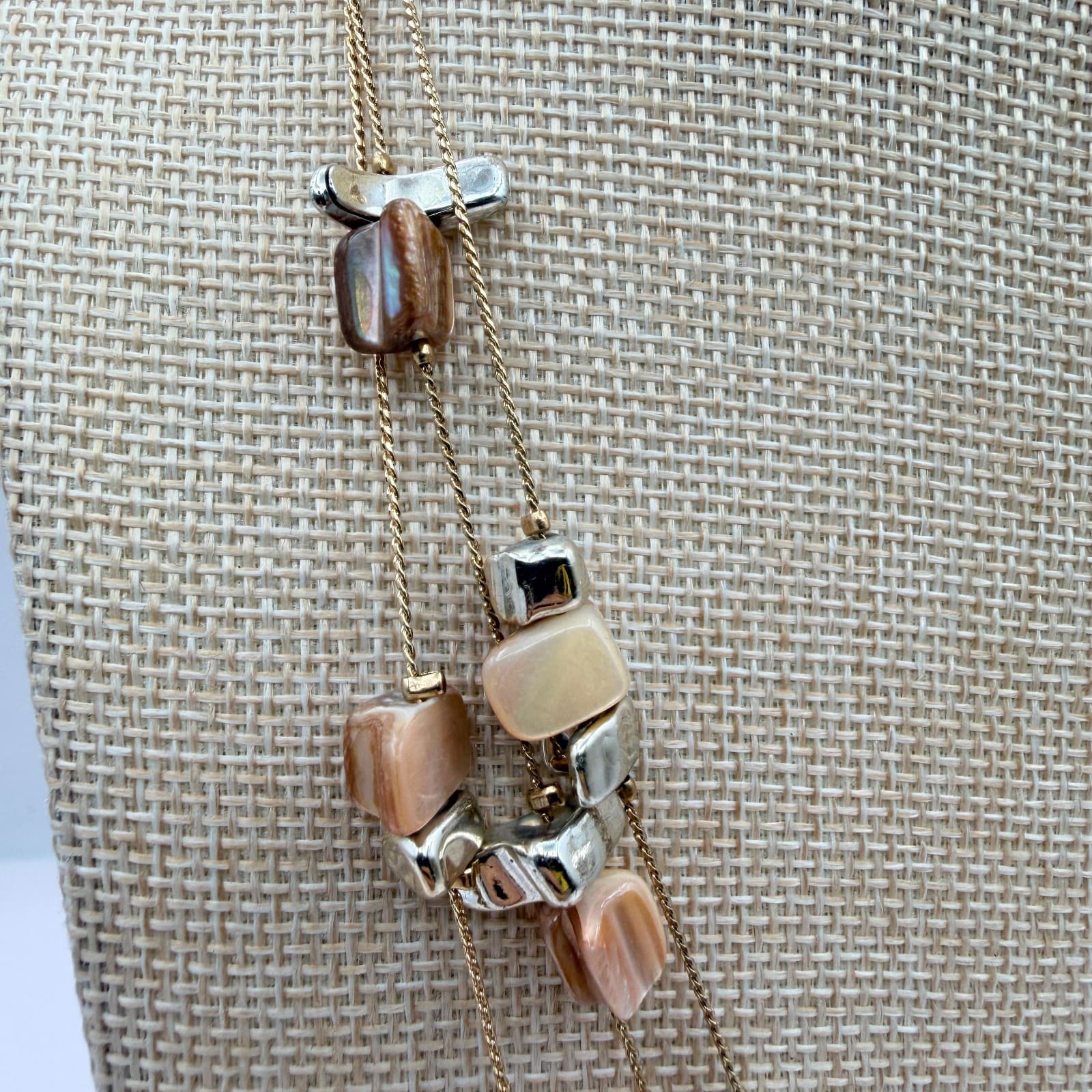 VTG Y2K Gold Tone Triple Strand Mother of Pearl Shell Beaded Necklace Jewelry - Thumbnail 5