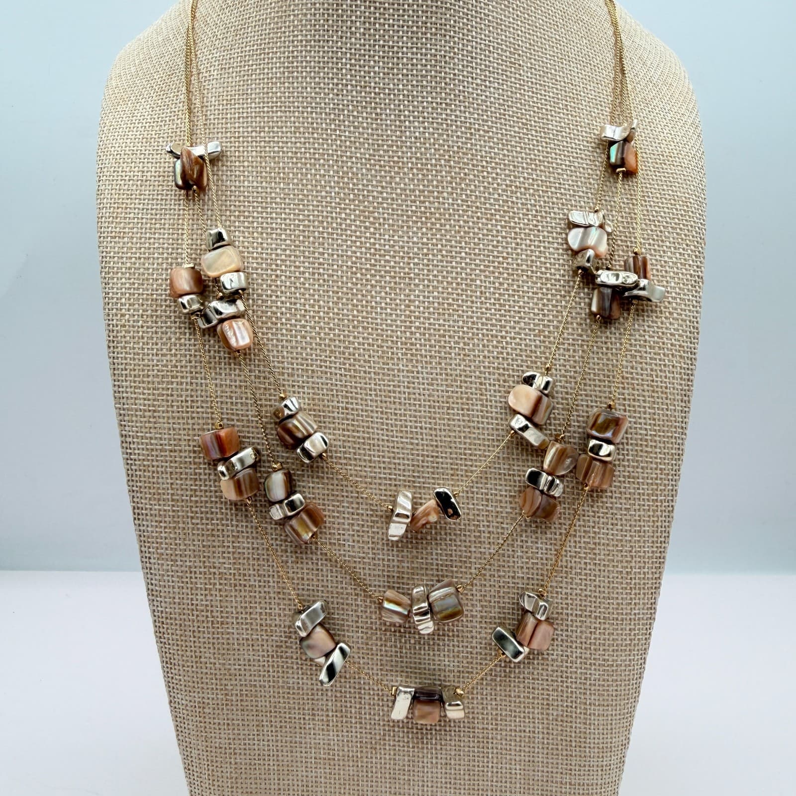 VTG Y2K Gold Tone Triple Strand Mother of Pearl Shell Beaded Necklace Jewelry - Thumbnail 3