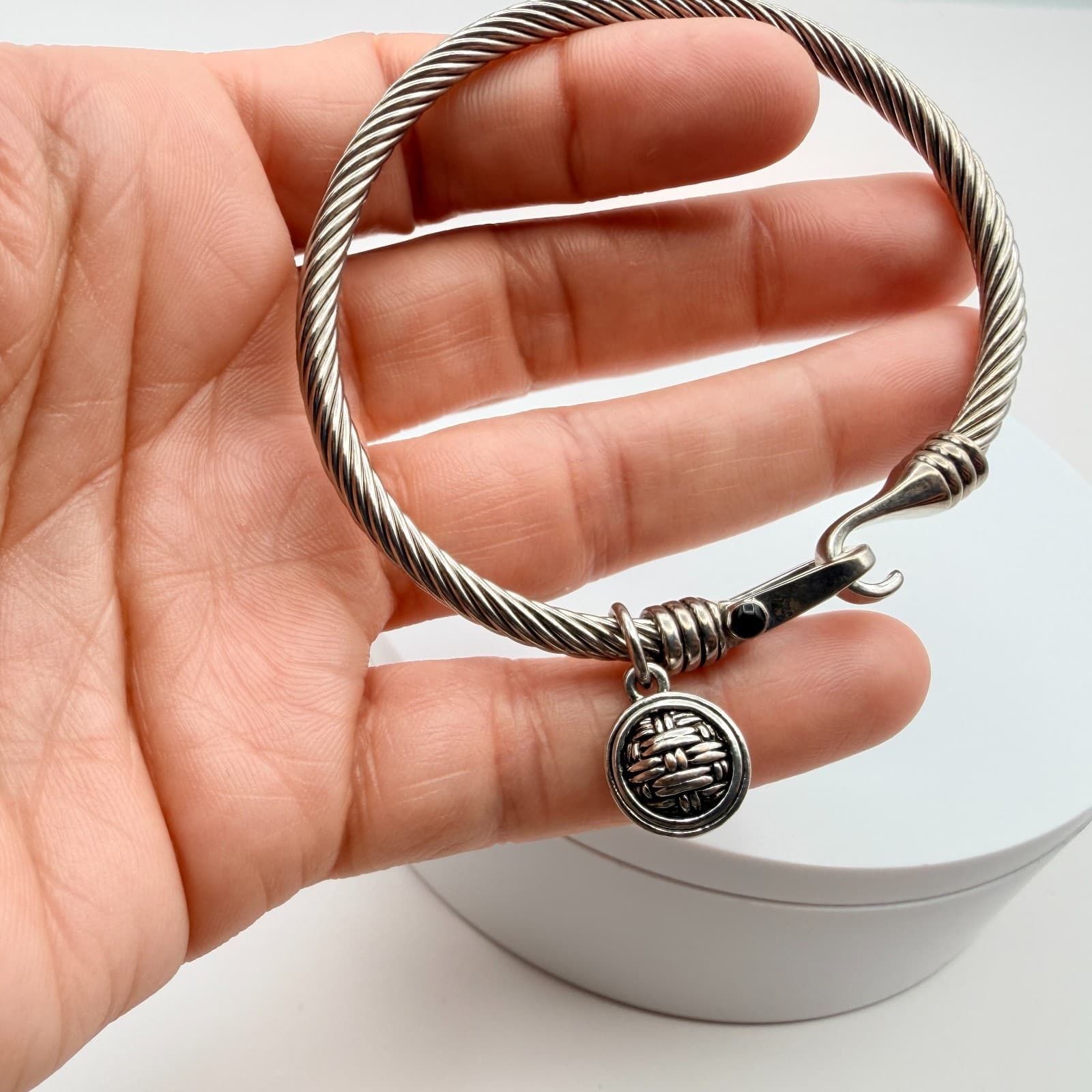 Vintage 80s Silver Tone Cable Twist Bracelet Textured Charm Hook Clasp Jewelry - Thumbnail 3