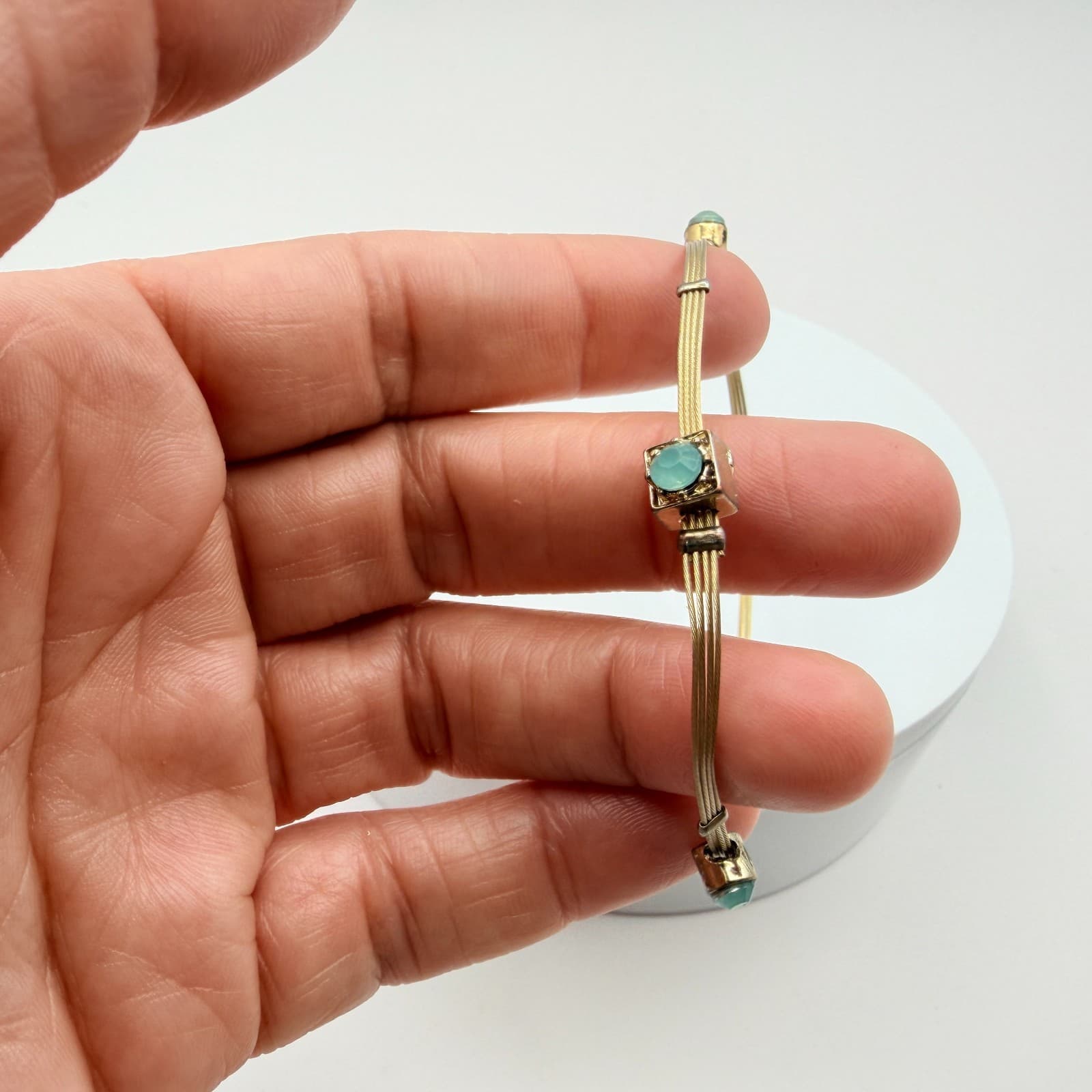 Vintage 90s Minimalist Gold Tone Bracelet Turquoise Bezel Set Stones Jewelry - Thumbnail 2