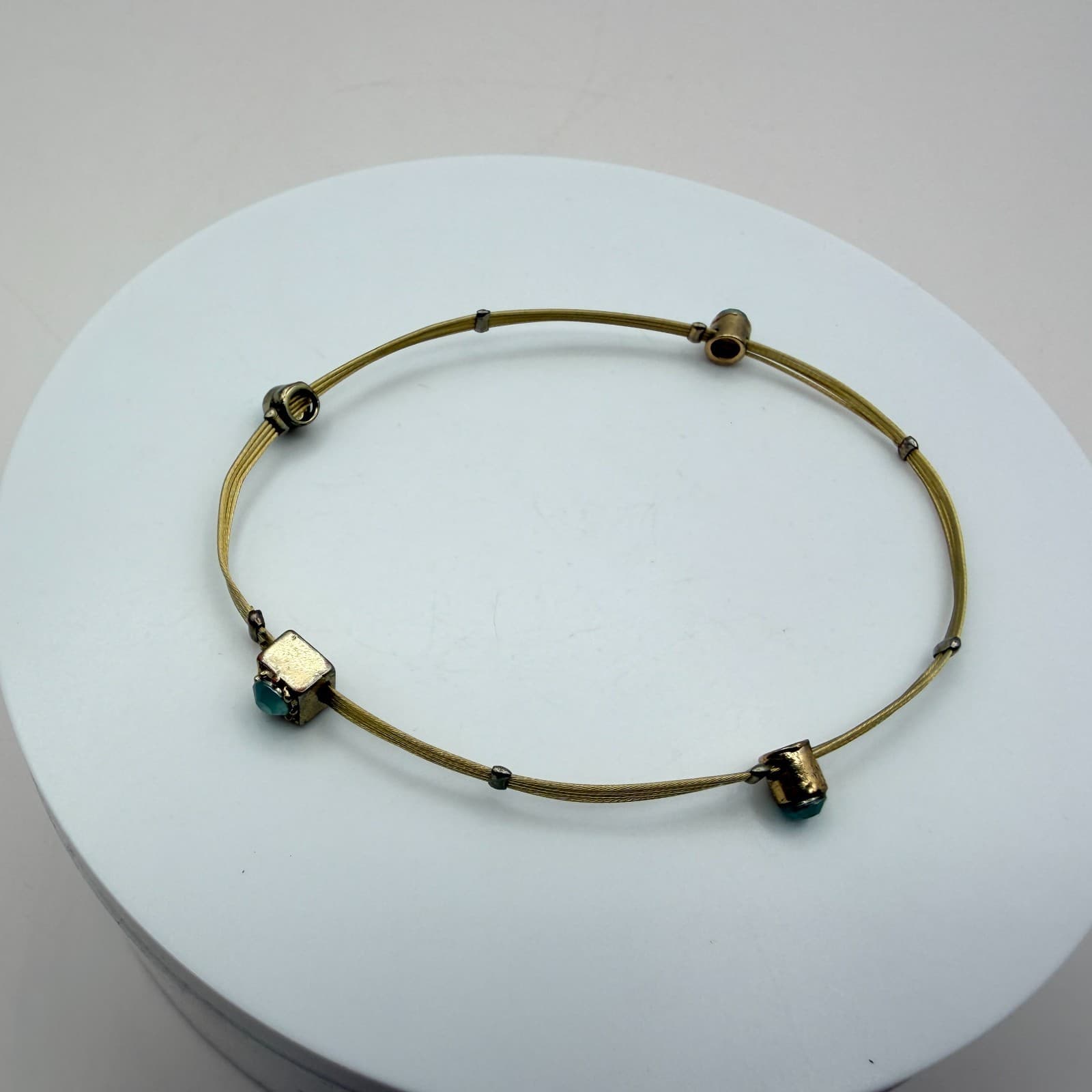 Vintage 90s Minimalist Gold Tone Bracelet Turquoise Bezel Set Stones Jewelry - Thumbnail 7