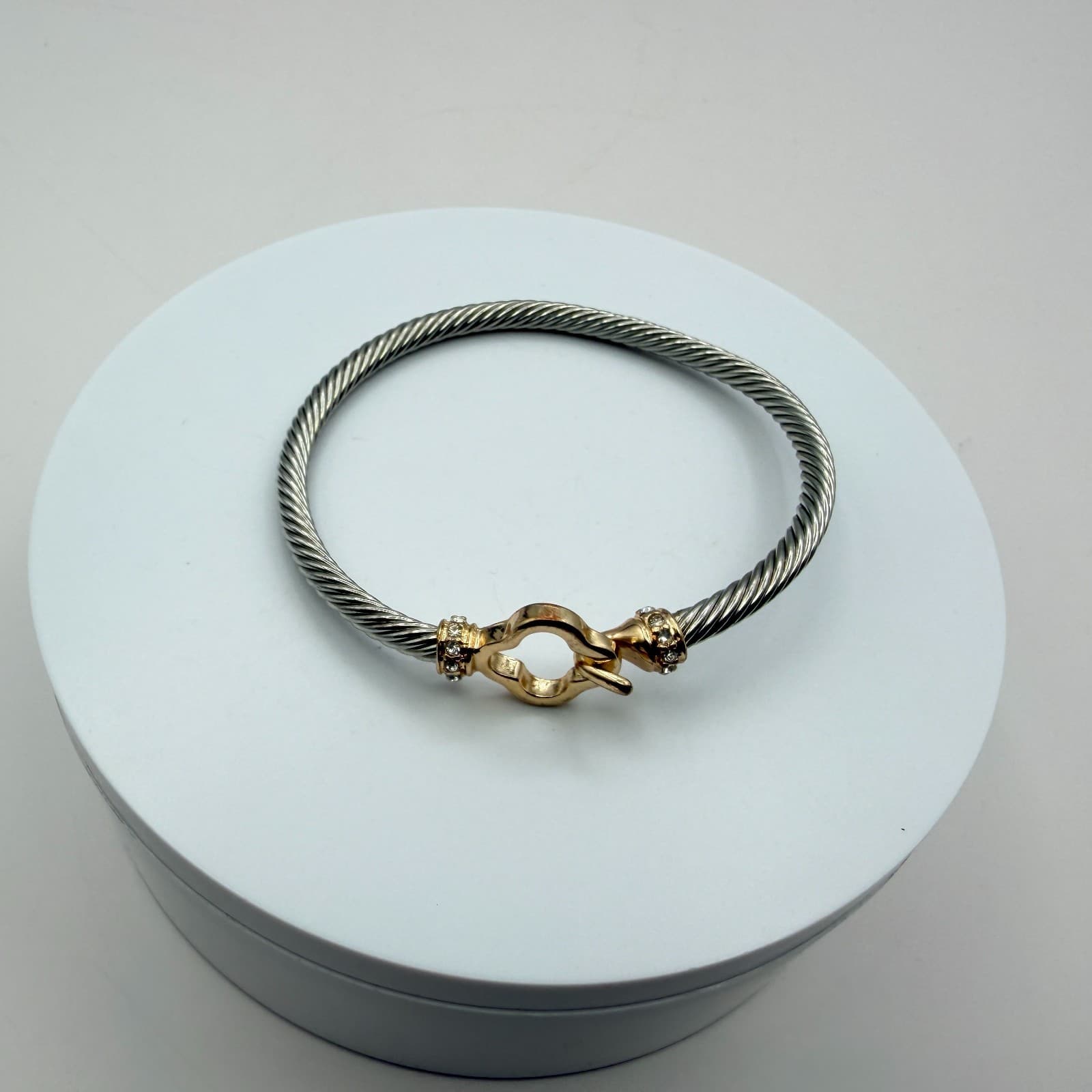 Vintage 90s Silver Tone Sophisticated Cable Bracelet Rhinestone Clover Jewelry - Thumbnail 6