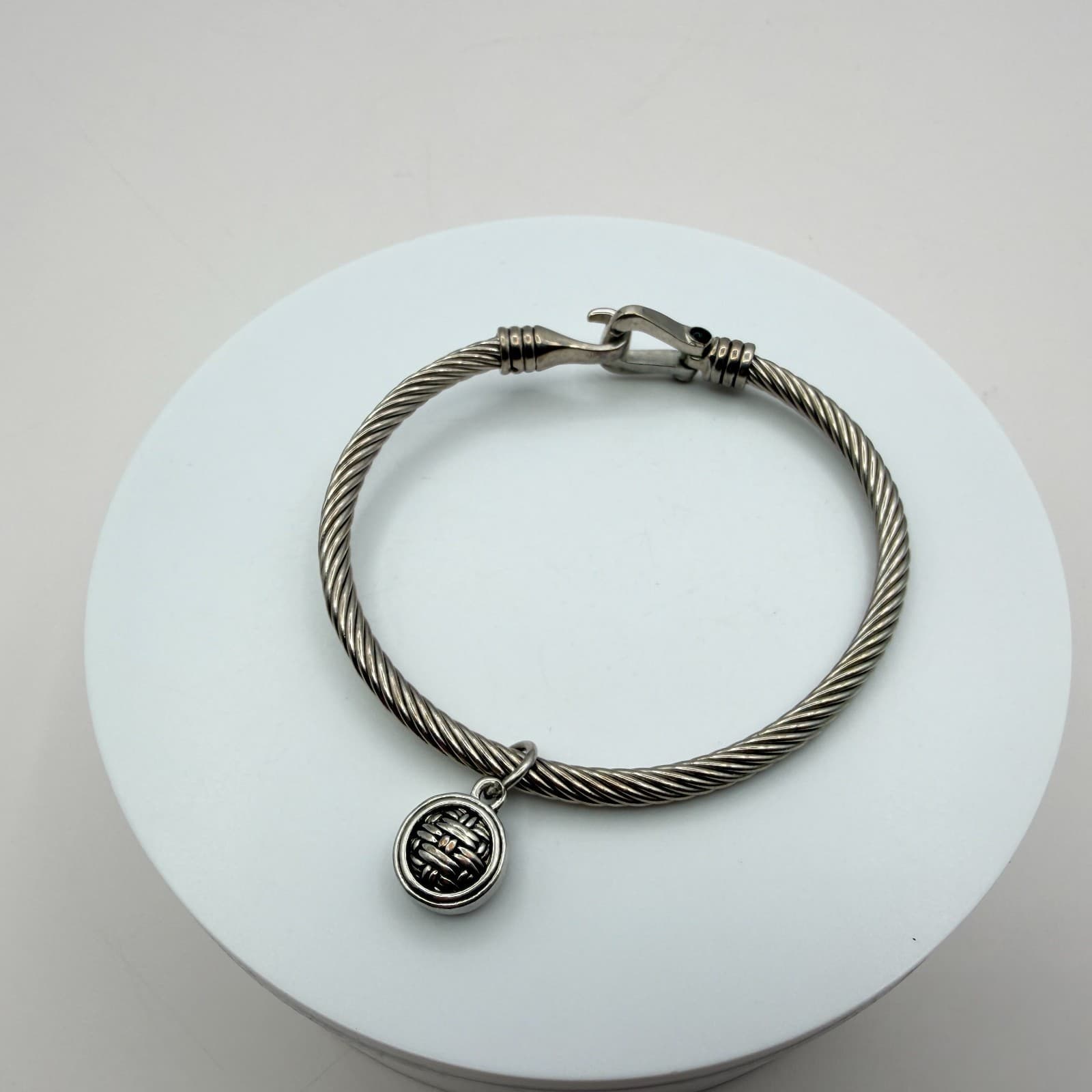 Vintage 80s Silver Tone Cable Twist Bracelet Textured Charm Hook Clasp Jewelry - Thumbnail 8