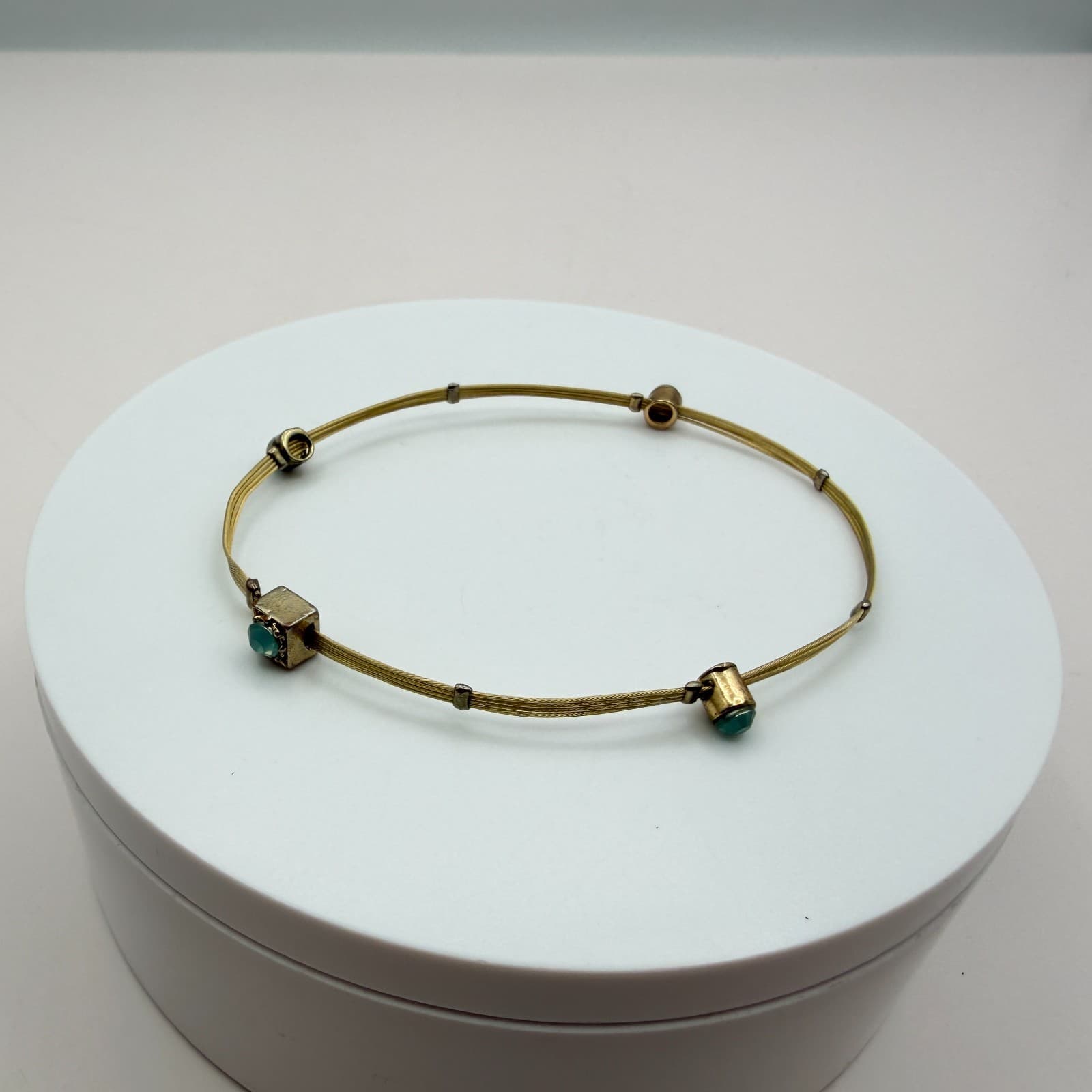 Vintage 90s Minimalist Gold Tone Bracelet Turquoise Bezel Set Stones Jewelry - Image 1