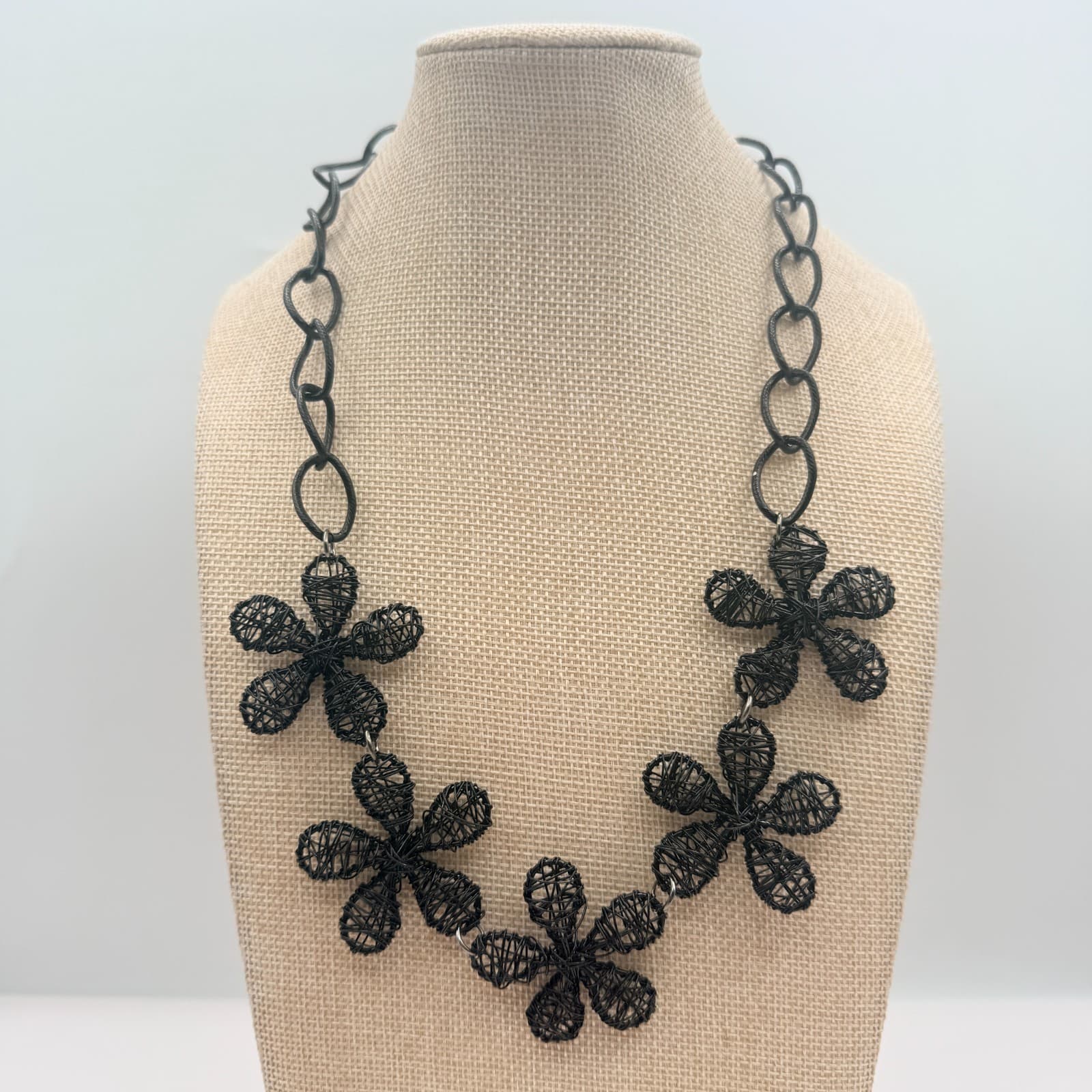Vintage Y2K Black Woven Floral Statement Necklace Women's Classic Jewelry - Thumbnail 7