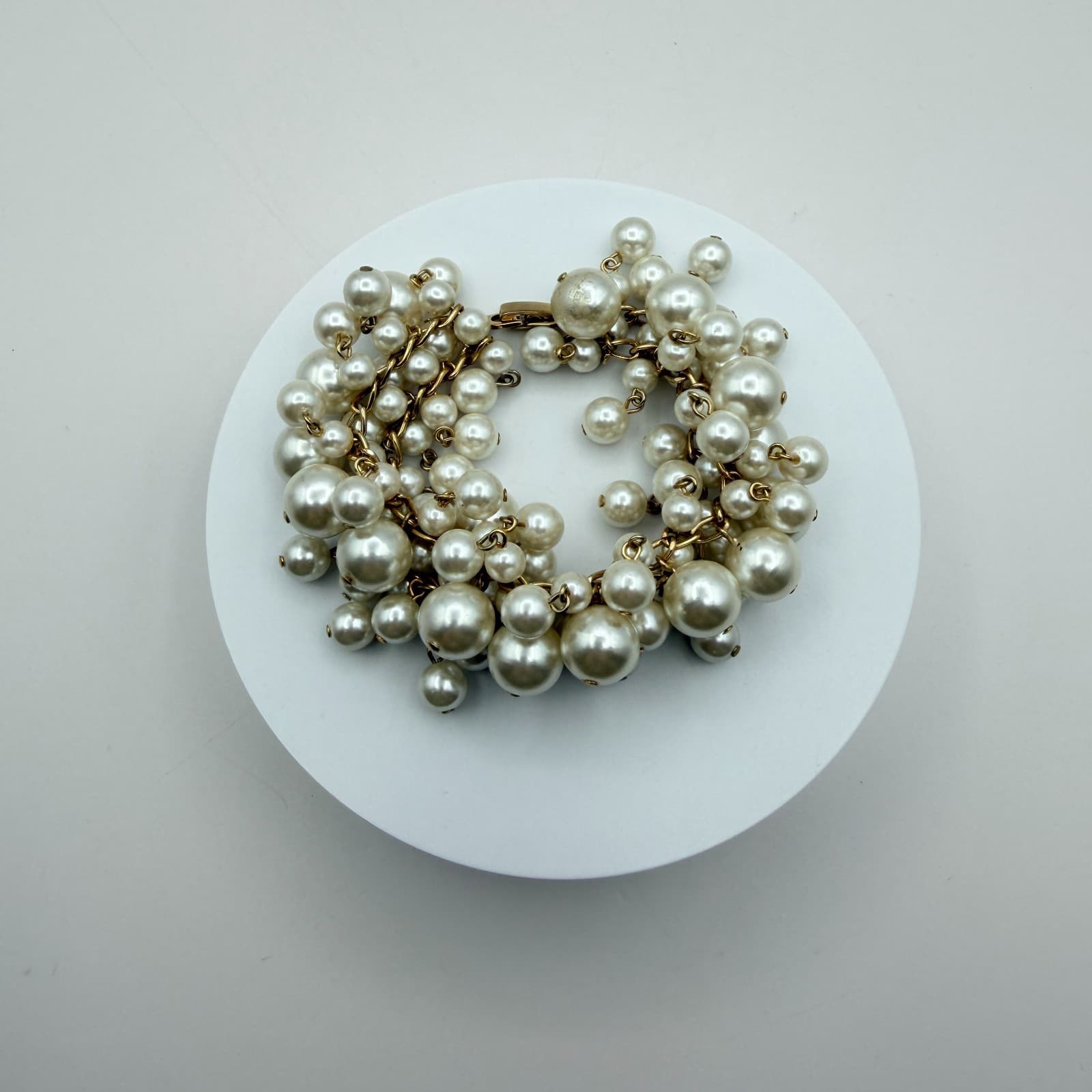 Vintage Y2K Gold Tone Chain Link Statement Faux Pearl Cluster Bracelet Jewelry - Thumbnail 7
