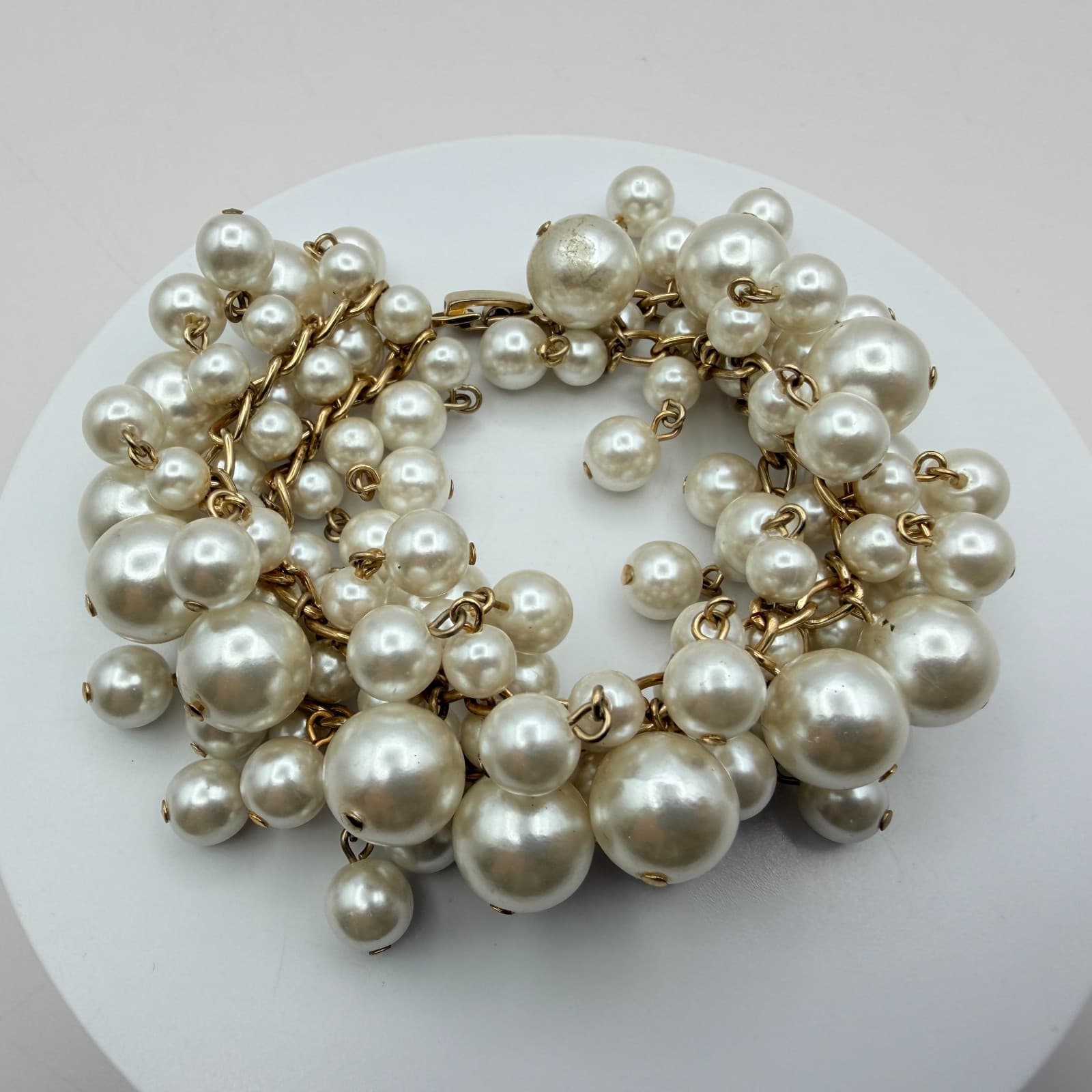 Vintage Y2K Gold Tone Chain Link Statement Faux Pearl Cluster Bracelet Jewelry - Thumbnail 3
