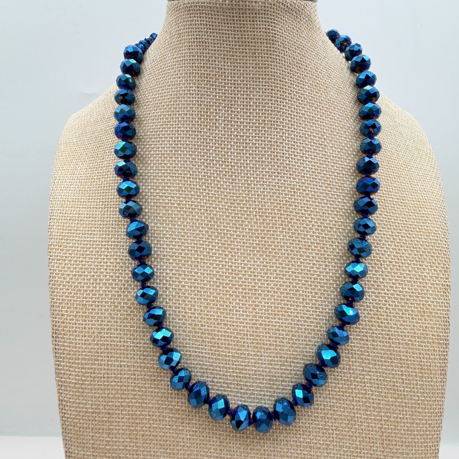 Vintage Y2K Blue Iridescent Beaded Necklace Set Boho Women's Classic Jewelry - Thumbnail 5