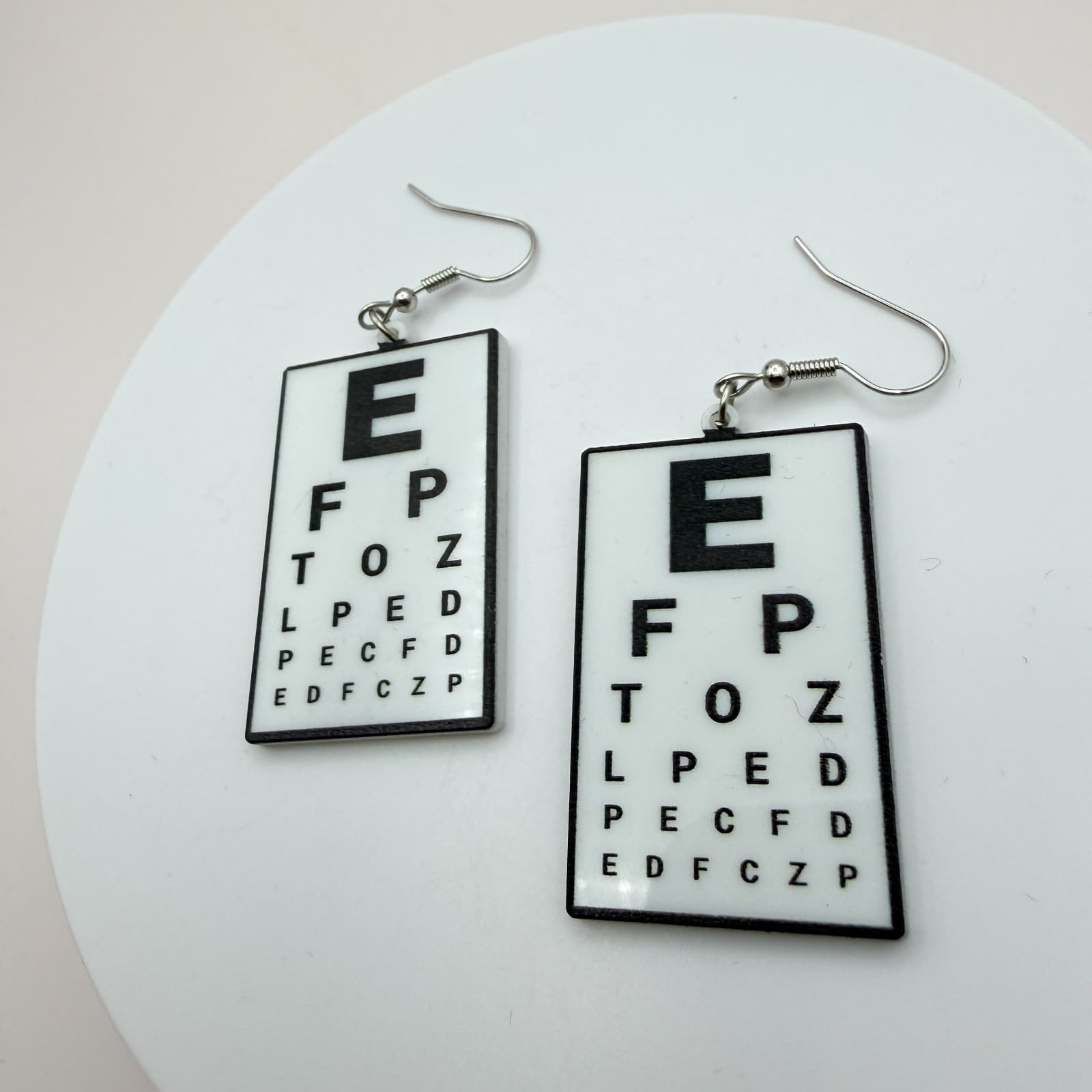 Vintage Y2K Silver Tone Optometrist Eye Chart Dangle Earrings Women's Jewelry - Thumbnail 4