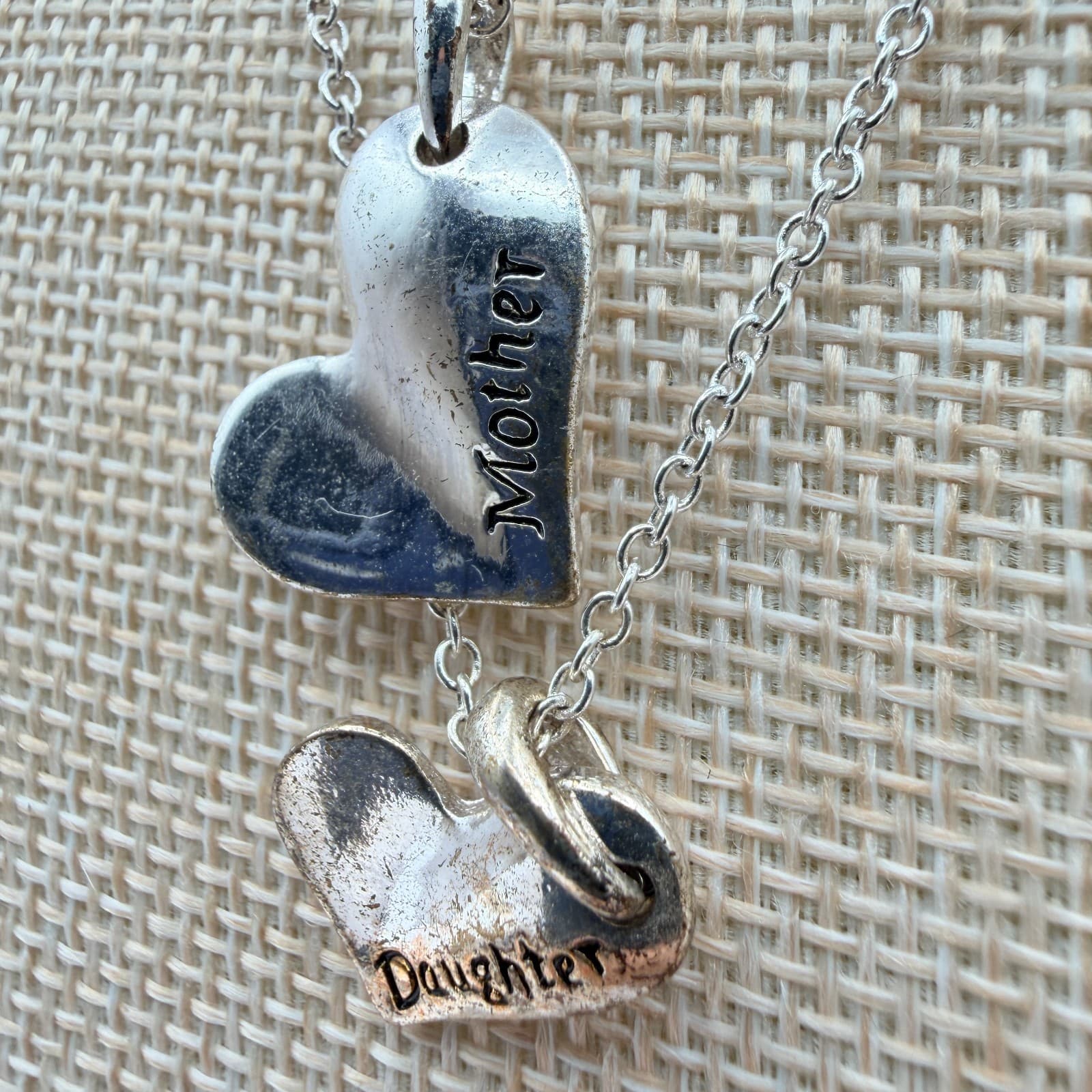 Vintage Y2K Silver Tone Mother Daughter Heart Pendant Necklace Set Jewelry - Thumbnail 4