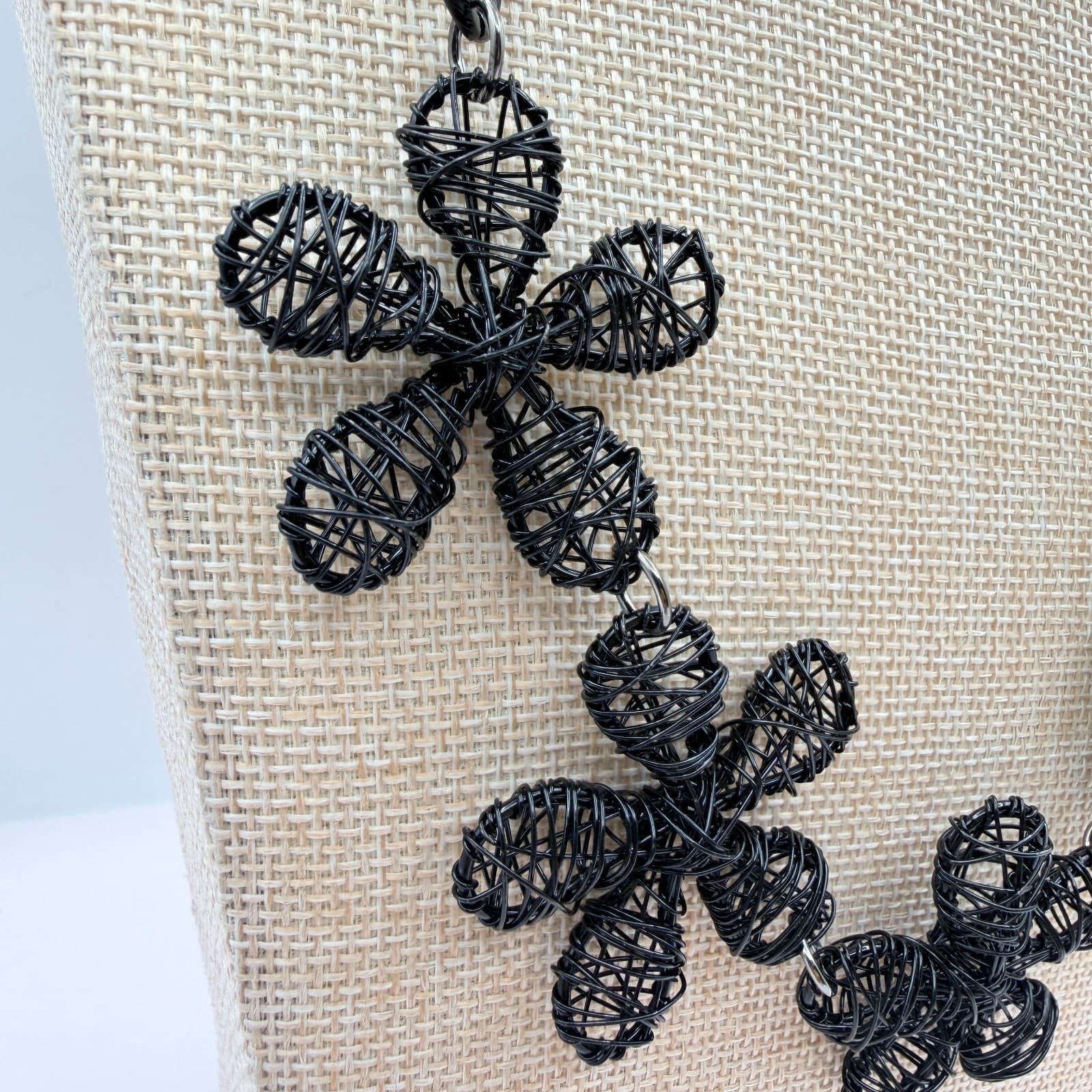 Vintage Y2K Black Woven Floral Statement Necklace Women's Classic Jewelry - Thumbnail 4