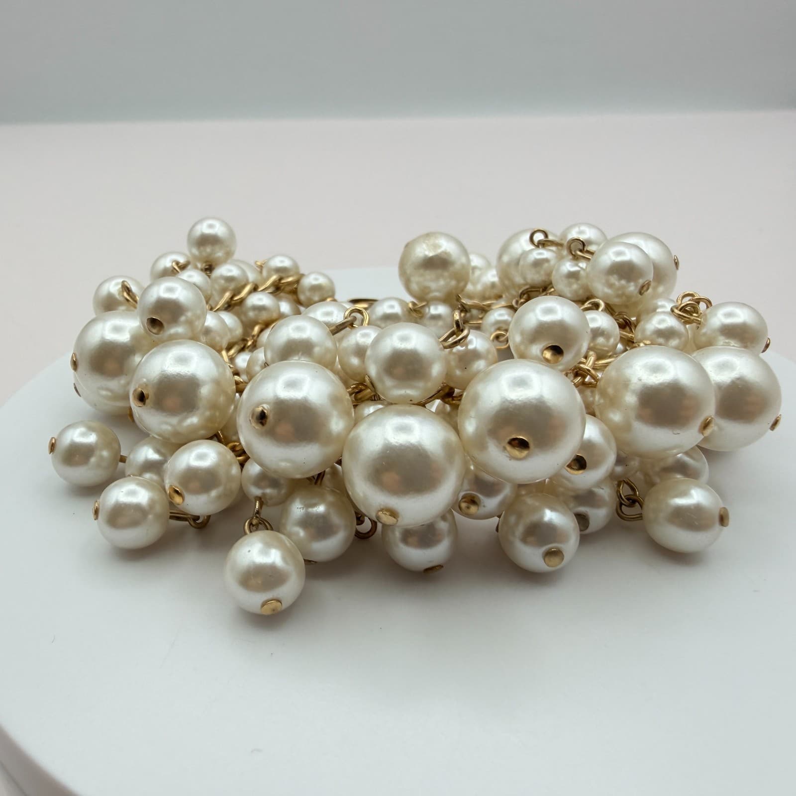 Vintage Y2K Gold Tone Chain Link Statement Faux Pearl Cluster Bracelet Jewelry - Thumbnail 5