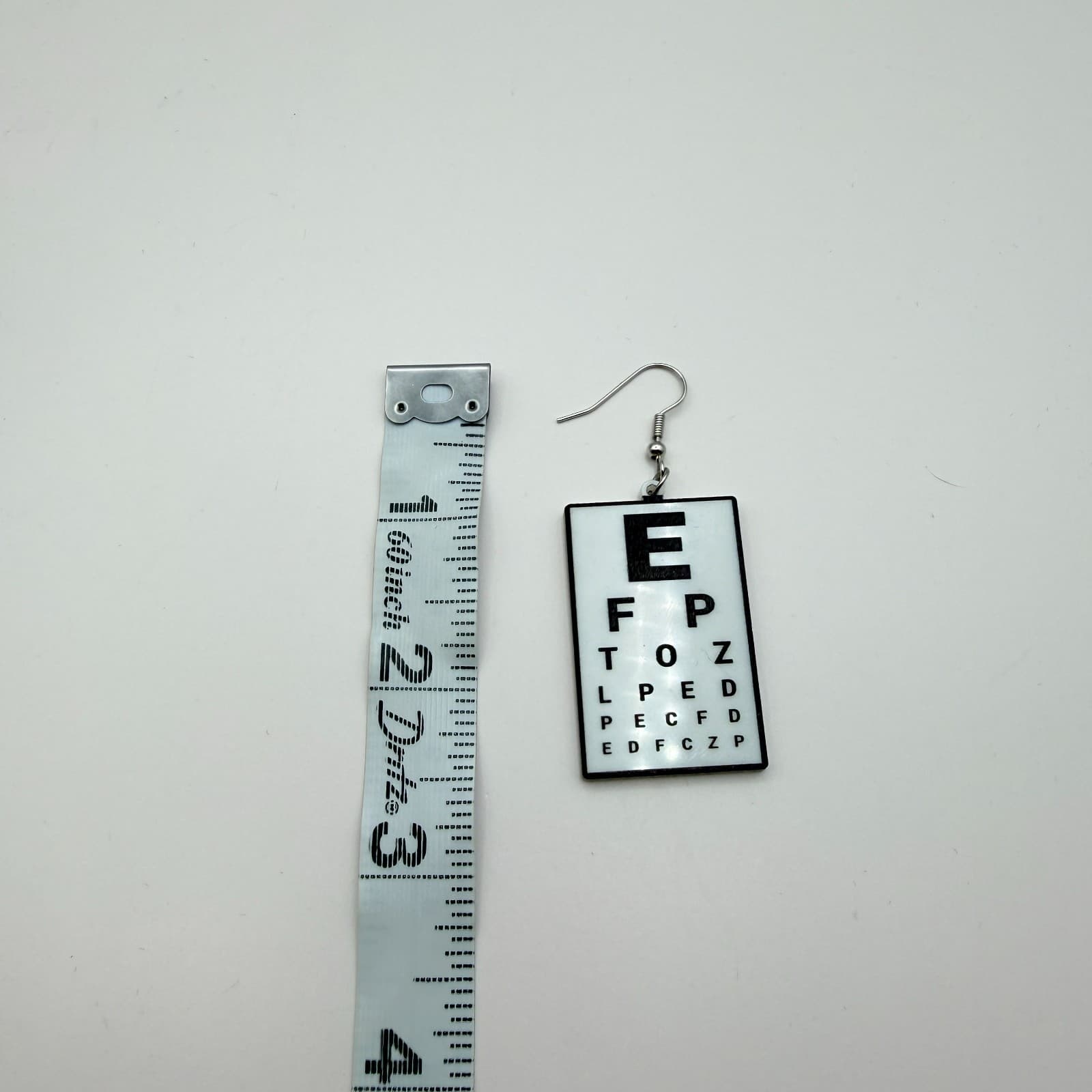 Vintage Y2K Silver Tone Optometrist Eye Chart Dangle Earrings Women's Jewelry - Thumbnail 7