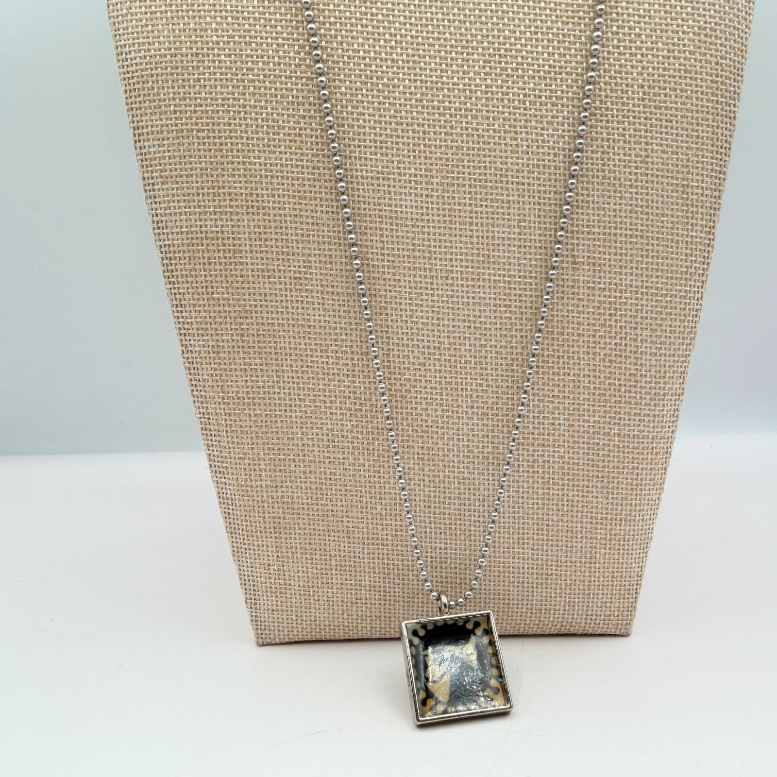 Vintage Y2K Silver Tone Ball Chain Hand-Painted Vase Pendant Necklace Jewelry - Thumbnail 5