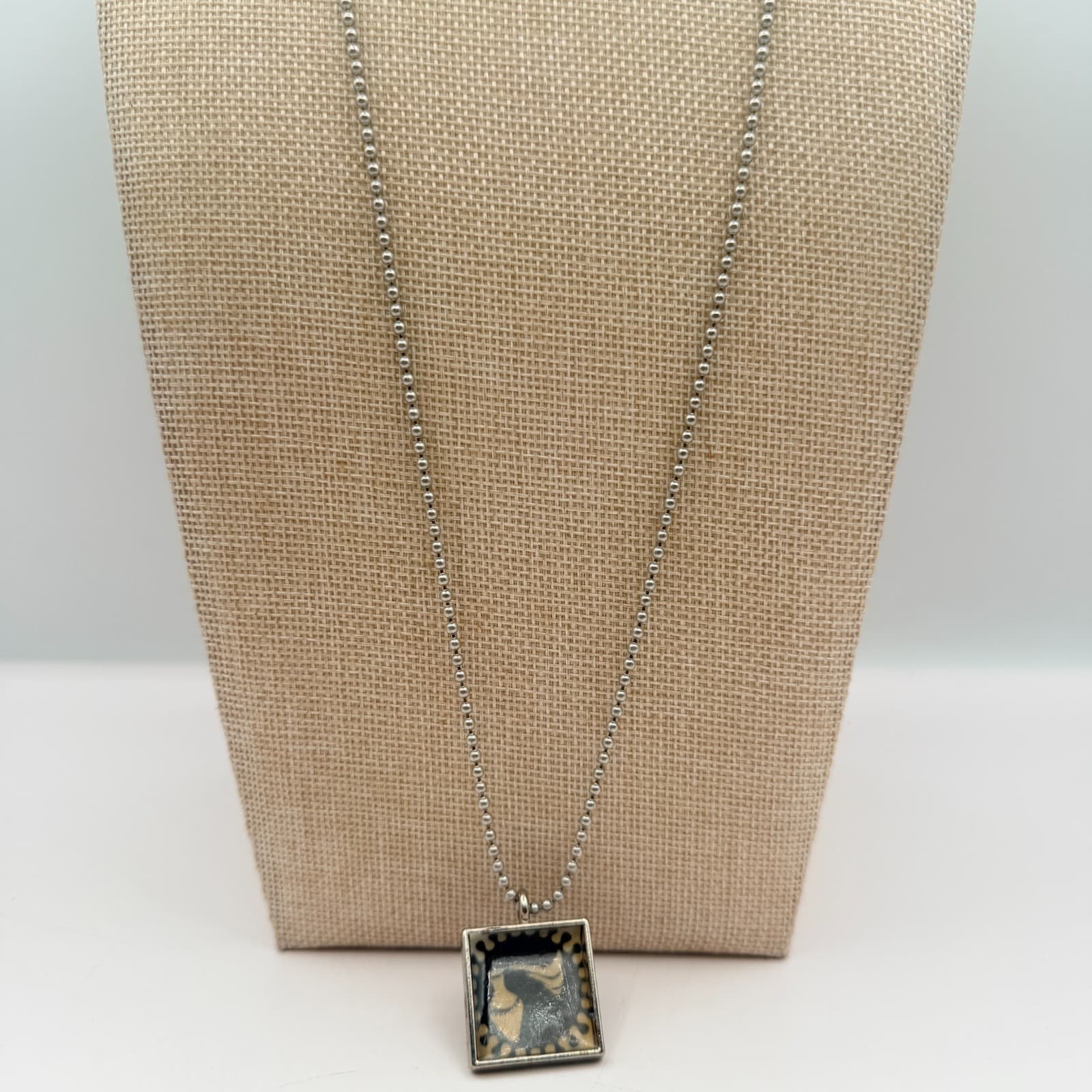 Vintage Y2K Silver Tone Ball Chain Hand-Painted Vase Pendant Necklace Jewelry - Thumbnail 8