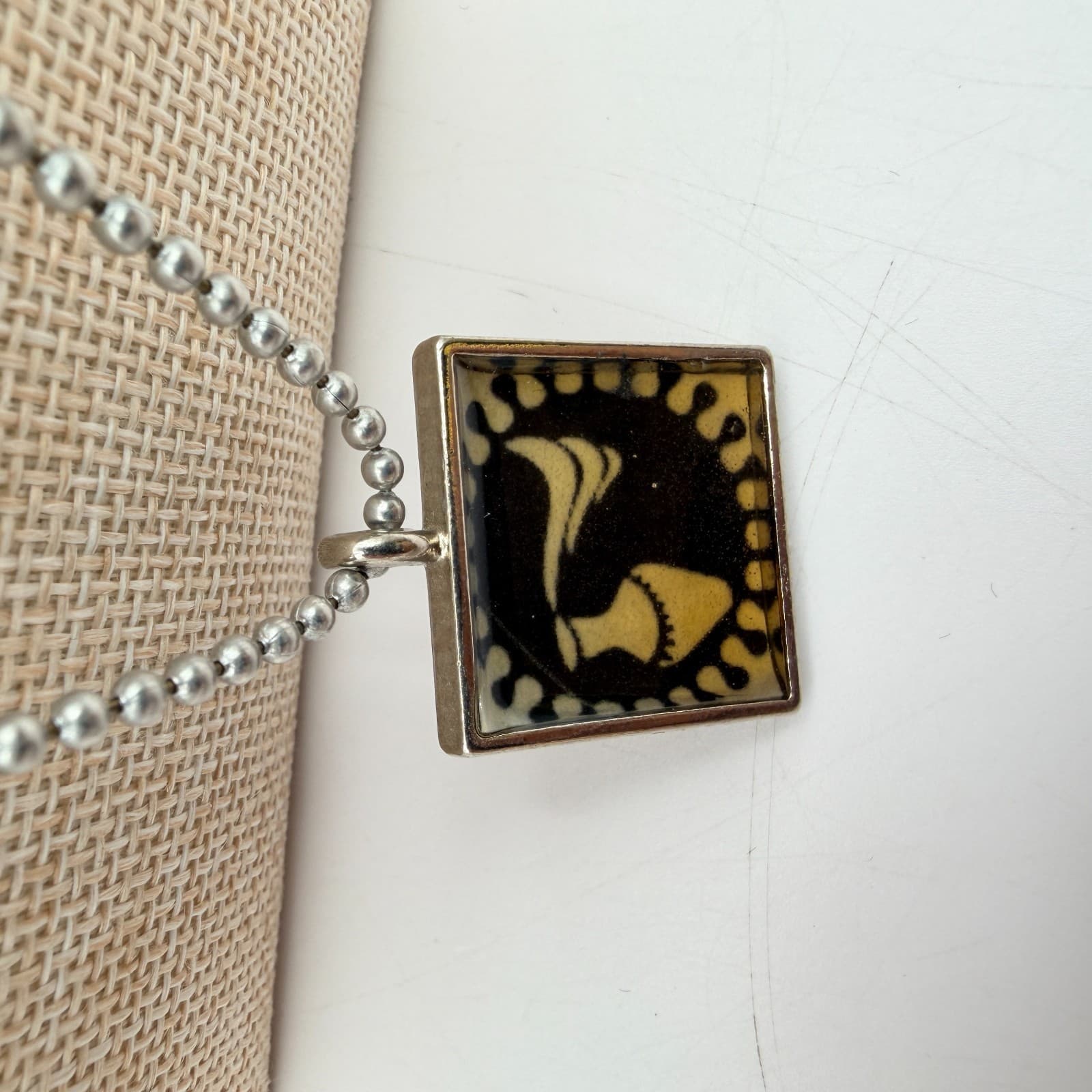 Vintage Y2K Silver Tone Ball Chain Hand-Painted Vase Pendant Necklace Jewelry - Thumbnail 7