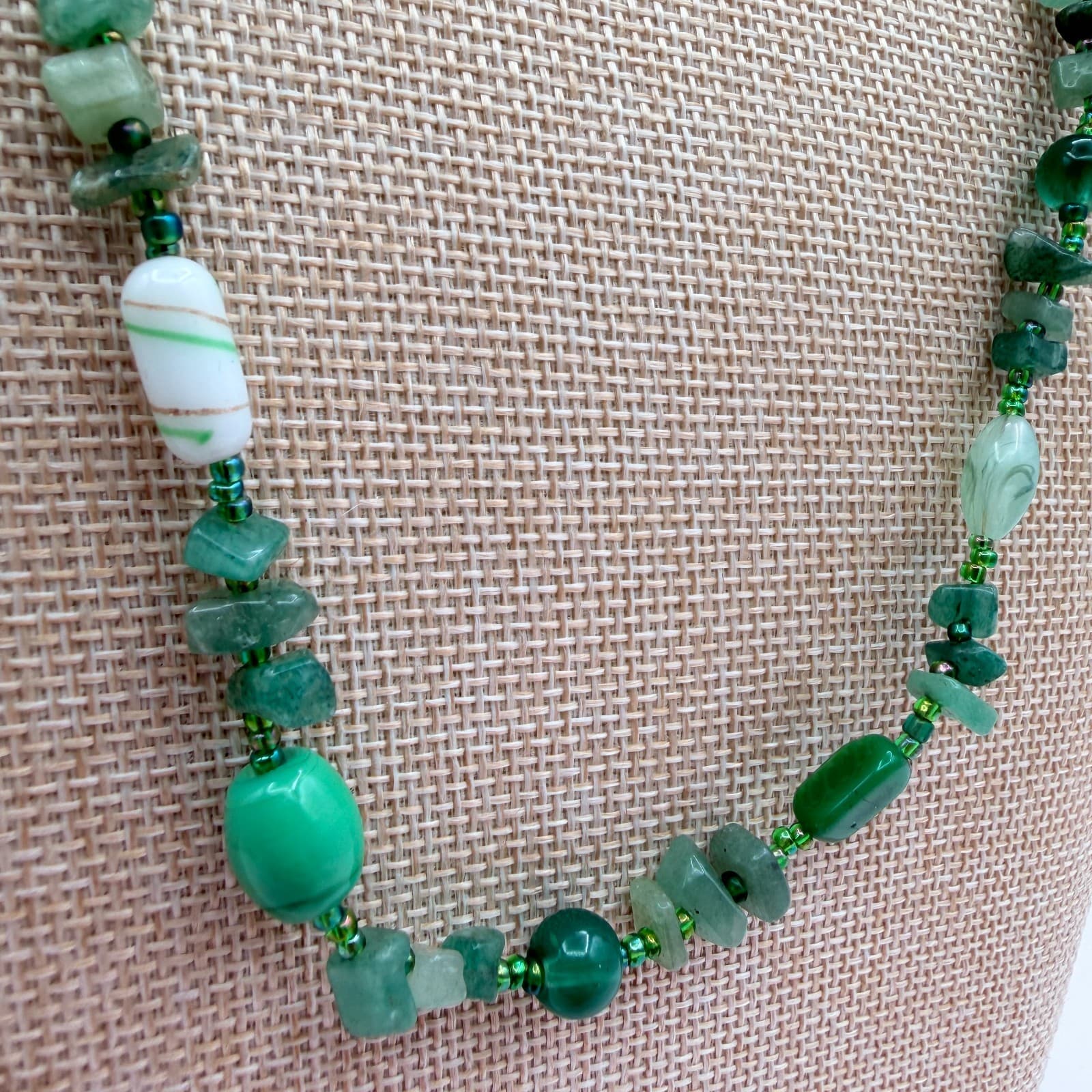 Vintage Y2K Glass Chip Beaded Necklace Earrings Set Boho Women's Classic Jewelry - Thumbnail 5