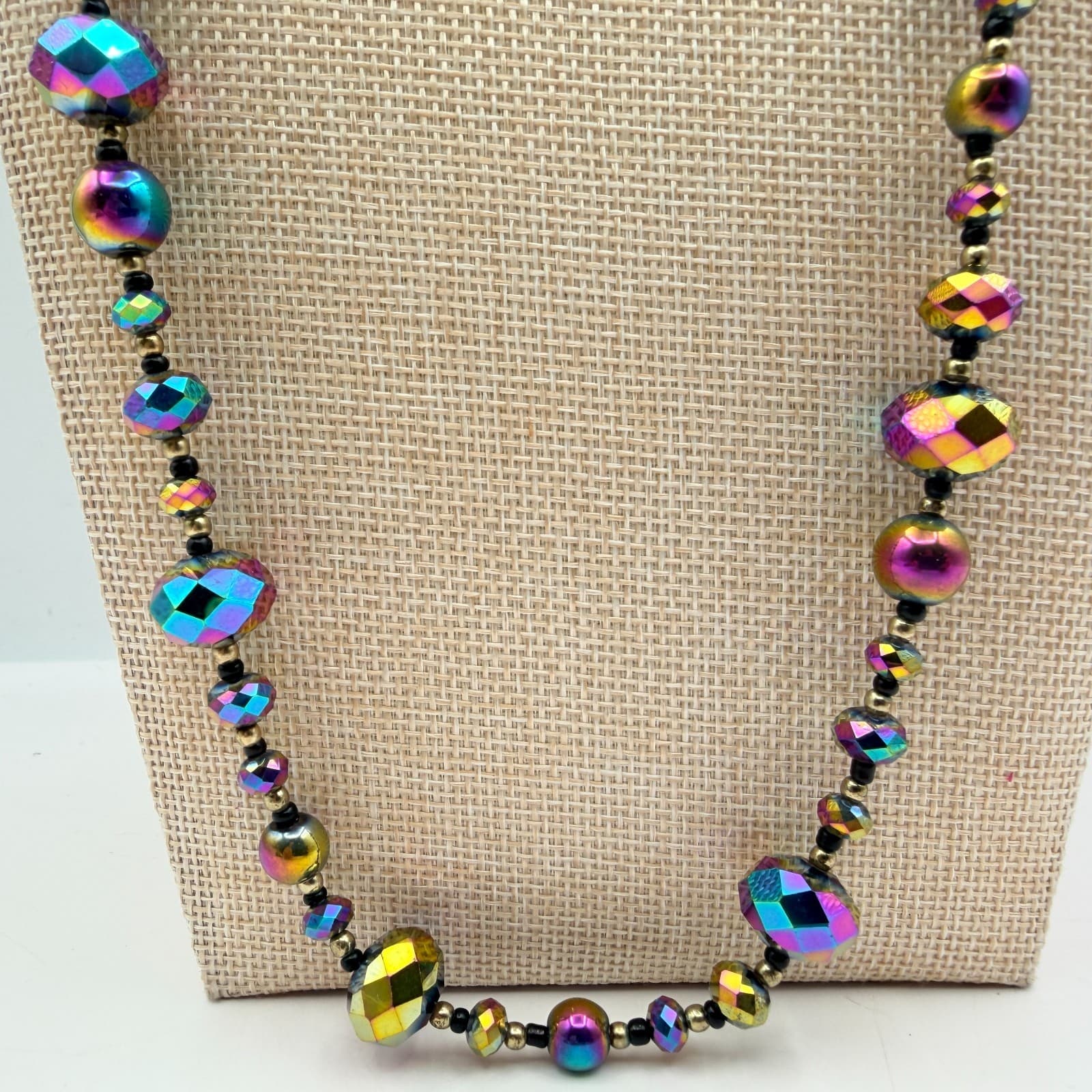 Vintage Y2K Iridescent Aurora Borealis Beaded Necklace Set Retro Classic Jewelry - Thumbnail 2