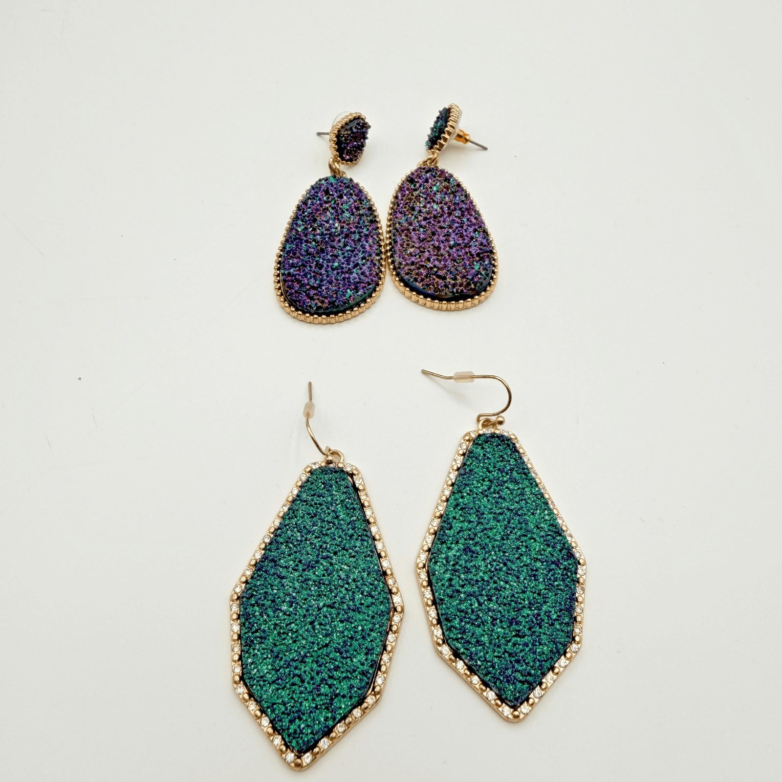 Vintage 90s Emerald Green Druzy Geometric Dangle Earrings Glass Accents Jewelry - Image 1