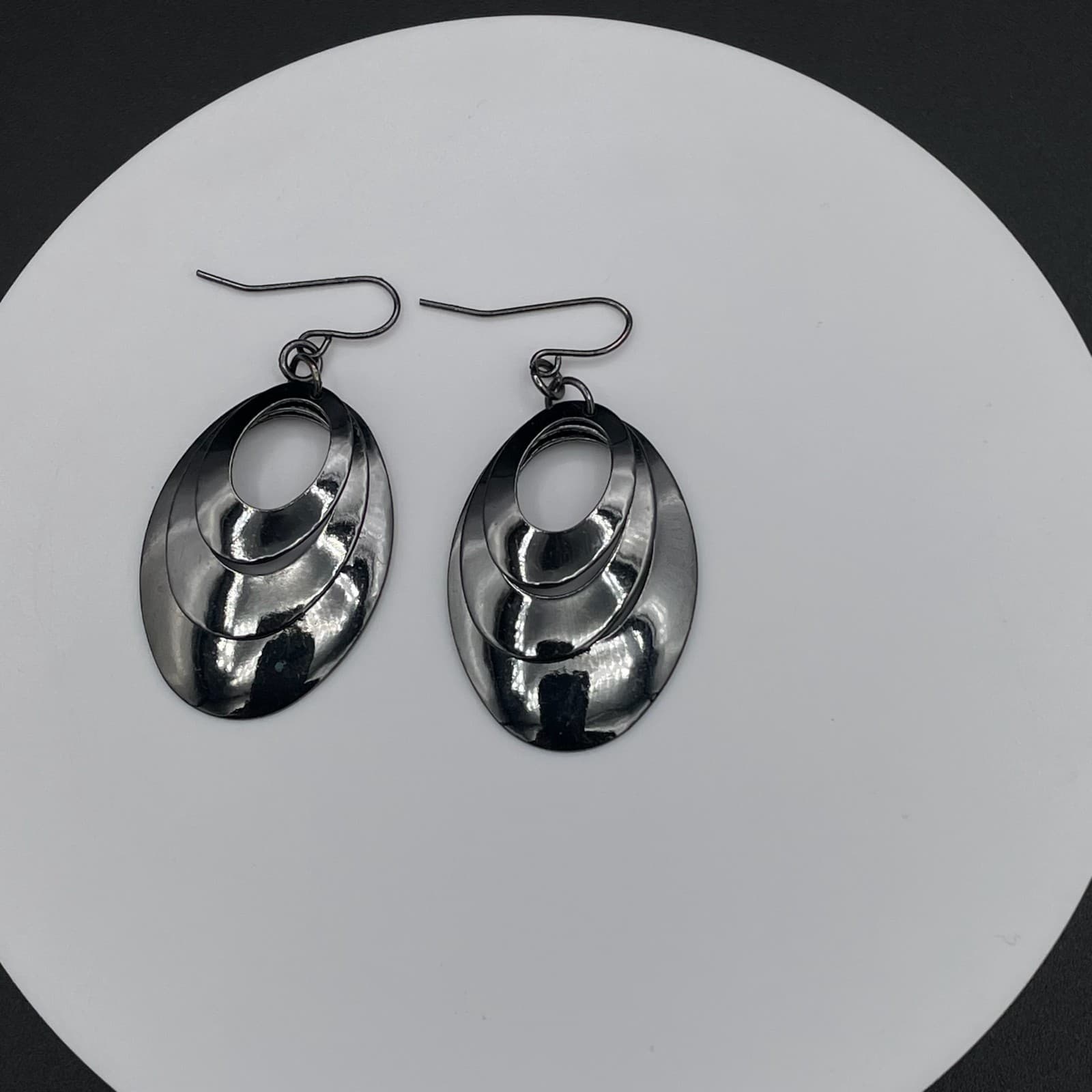 Vintage Modern Drop Dark Gunmetal Black Tone Oval Tiered Dangle Fishhook - Thumbnail 4