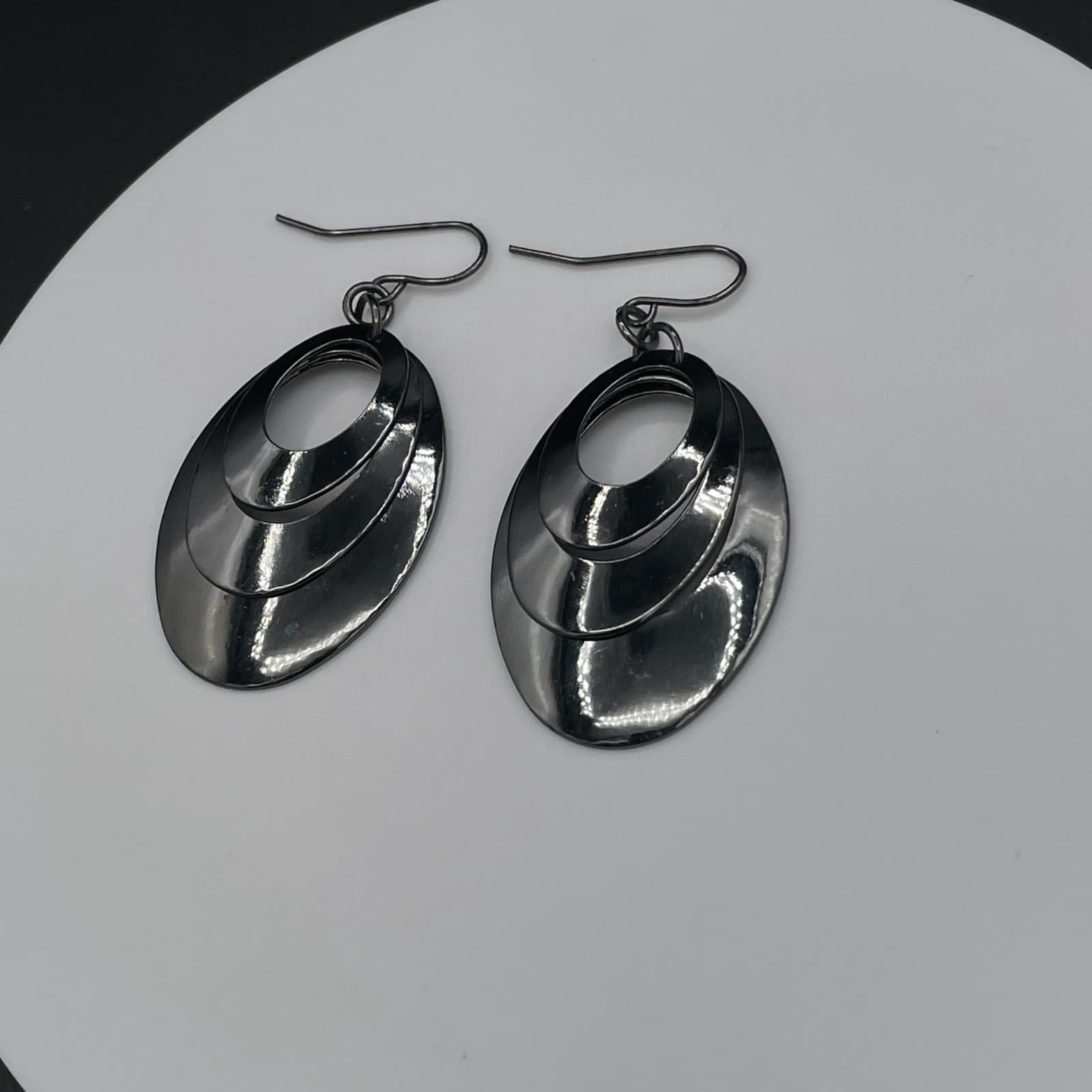 Vintage Modern Drop Dark Gunmetal Black Tone Oval Tiered Dangle Fishhook - Thumbnail 3