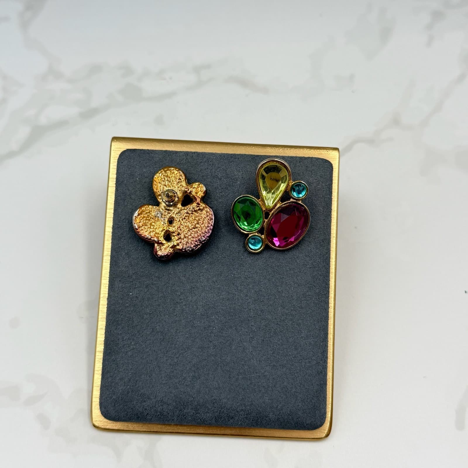Vintage Womens Gold Tone Multicolored Rhinestone Clip On Beauty Stud Earrings - Thumbnail 5