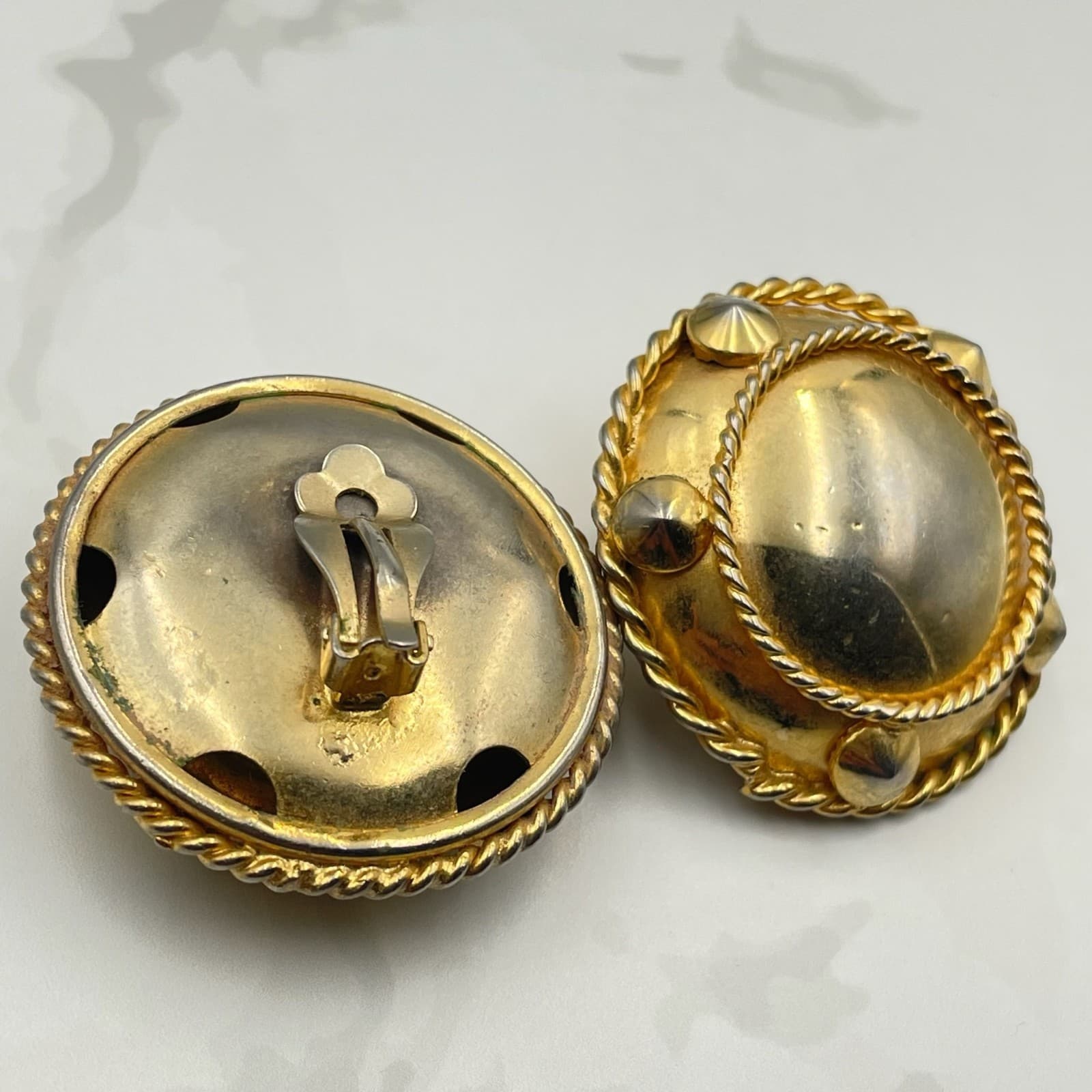 Vintage VTG Women's Gold Tone Rope Button Earrings Large 37mm Dome Clip On - Thumbnail 4