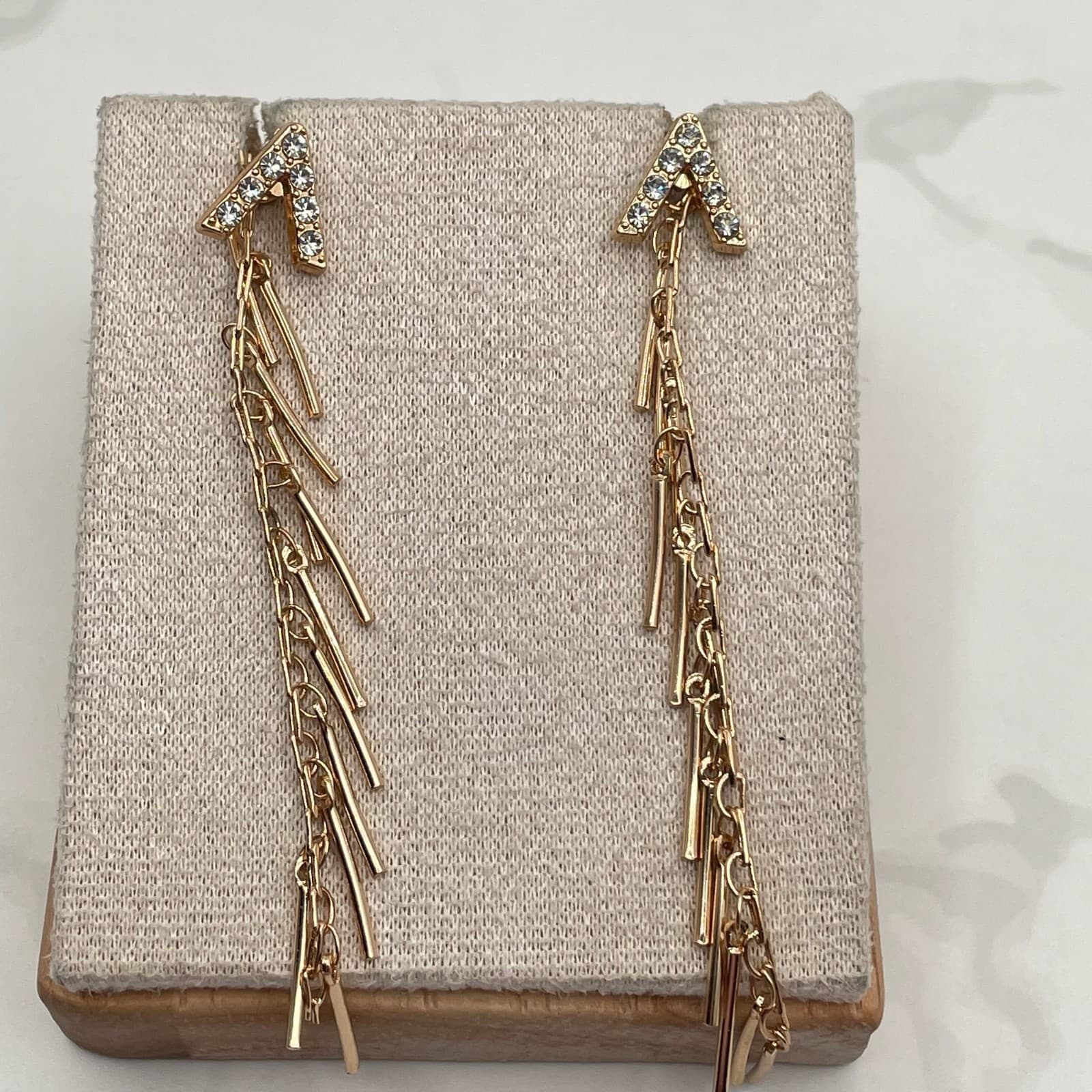 Vintage Gold-Tone Linear Landmark Fringe Post Earrings with Rhinestones Fashion - Thumbnail 5