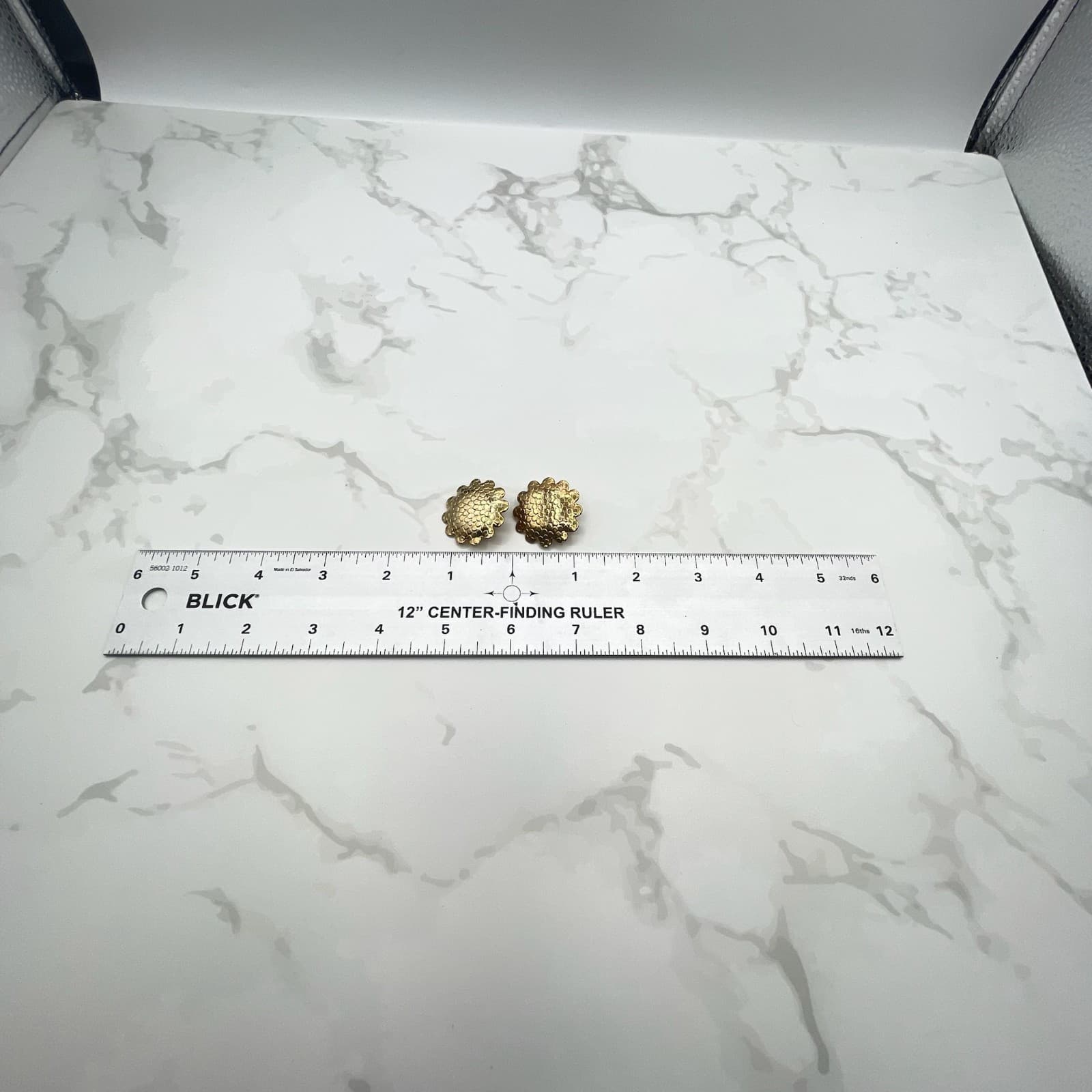 Vintage VTG Gold Tone Stud Earrings Large Flower Bubble Textured Scalloped - Thumbnail 3