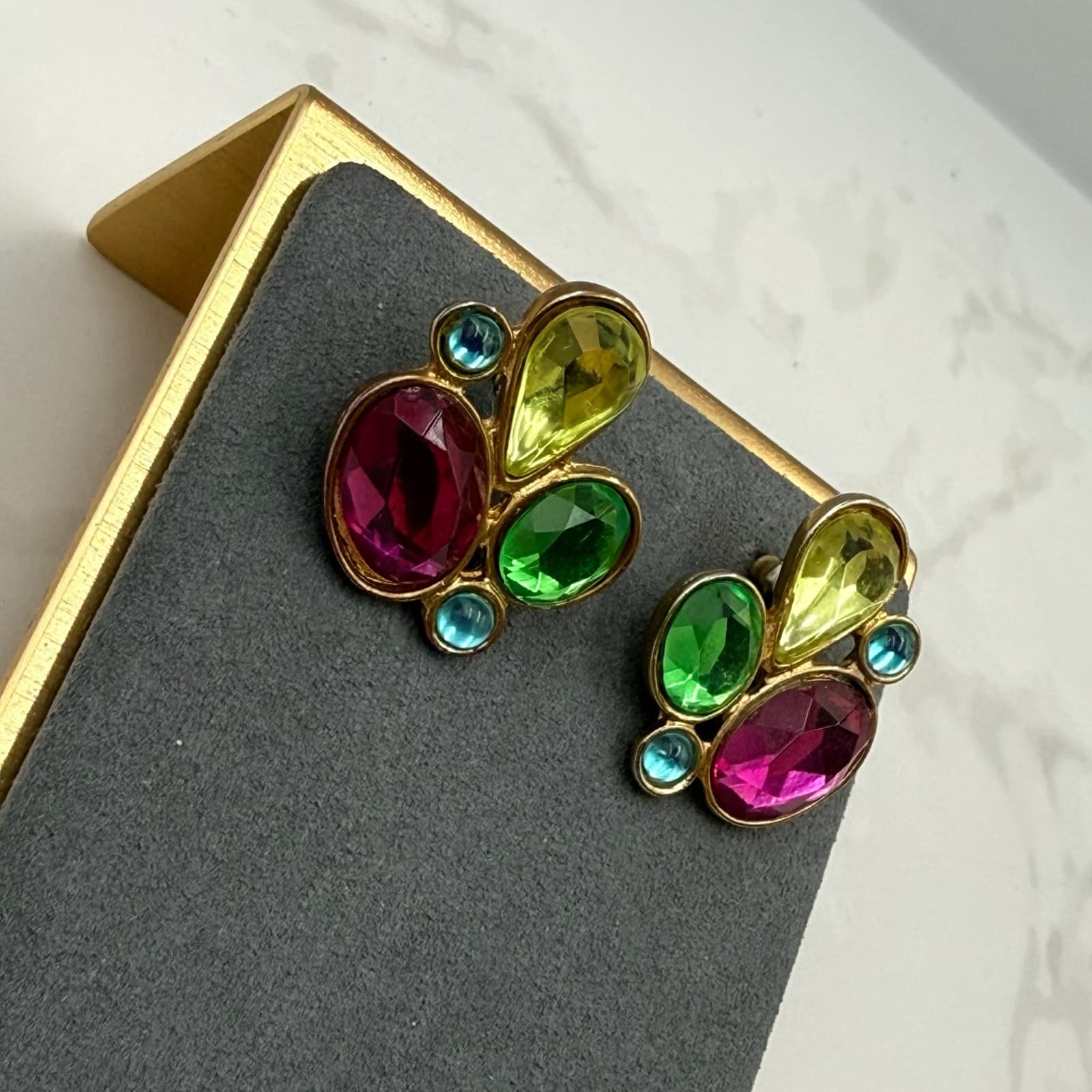Vintage Womens Gold Tone Multicolored Rhinestone Clip On Beauty Stud Earrings - Thumbnail 3