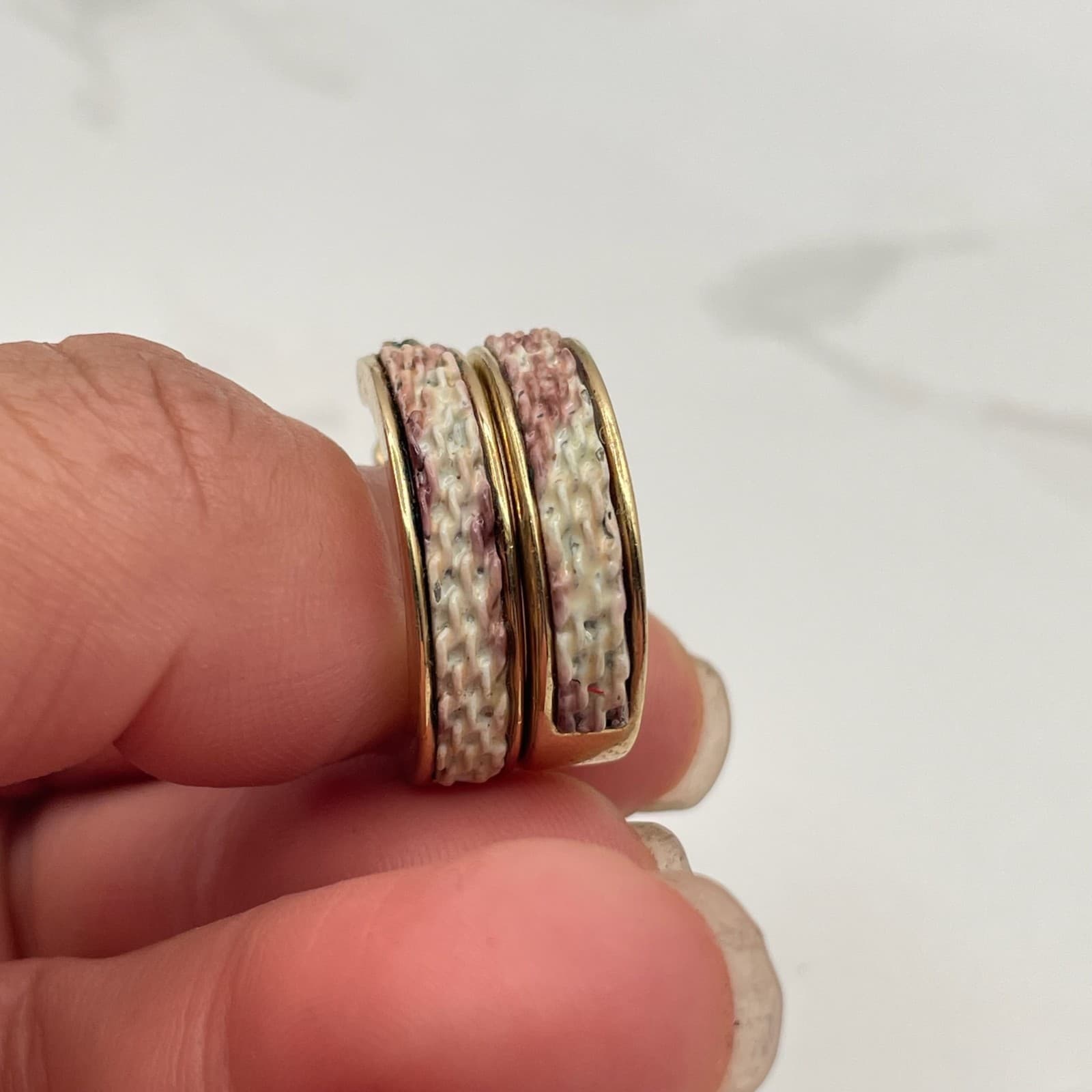 Vintage Gold-Tone Hoop Earrings with Woven-Style Enamel Detail Snap Closure - Thumbnail 7