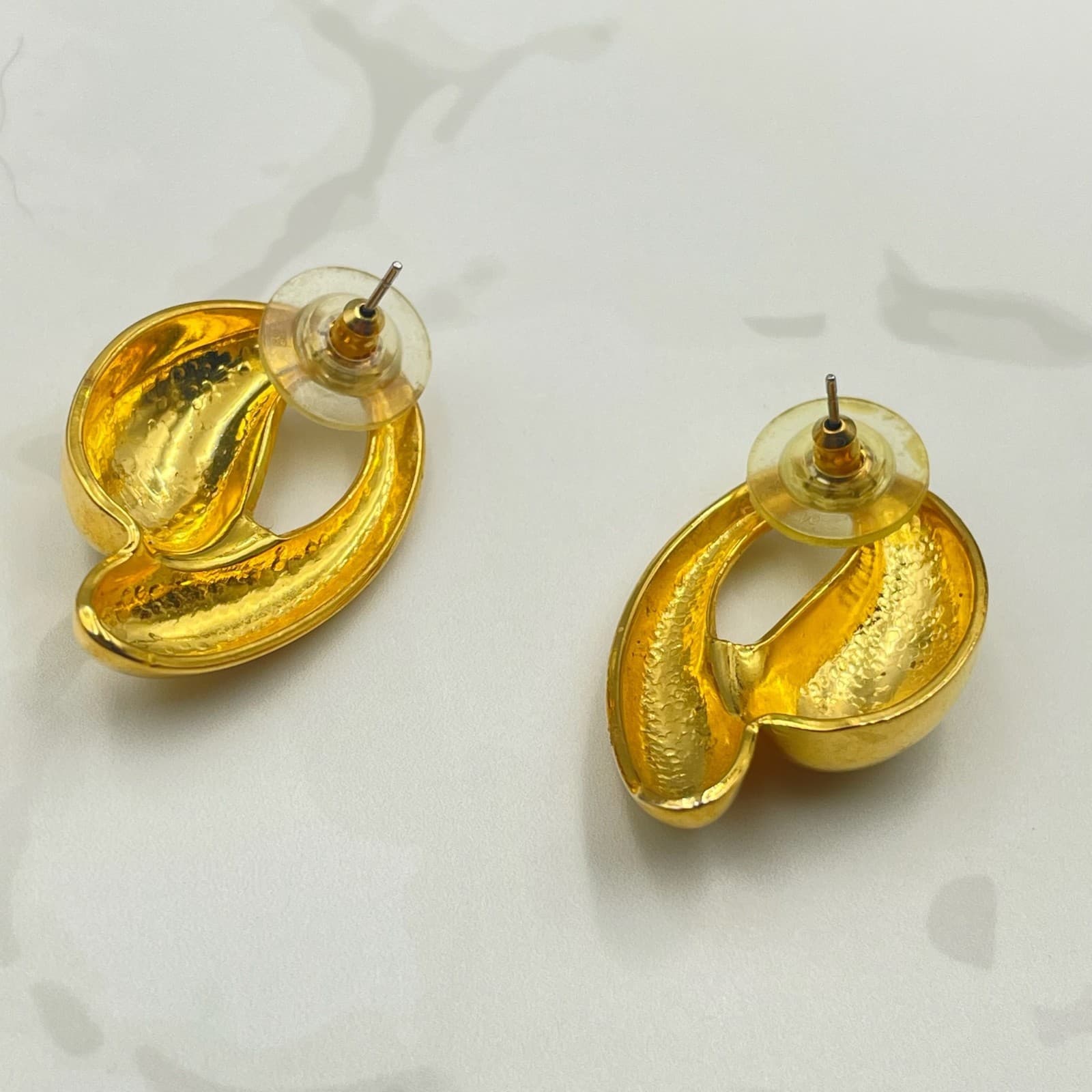 Vintage VTG Gold Tone Abstract Post Earrings Modernist Sculptural Statement - Thumbnail 9