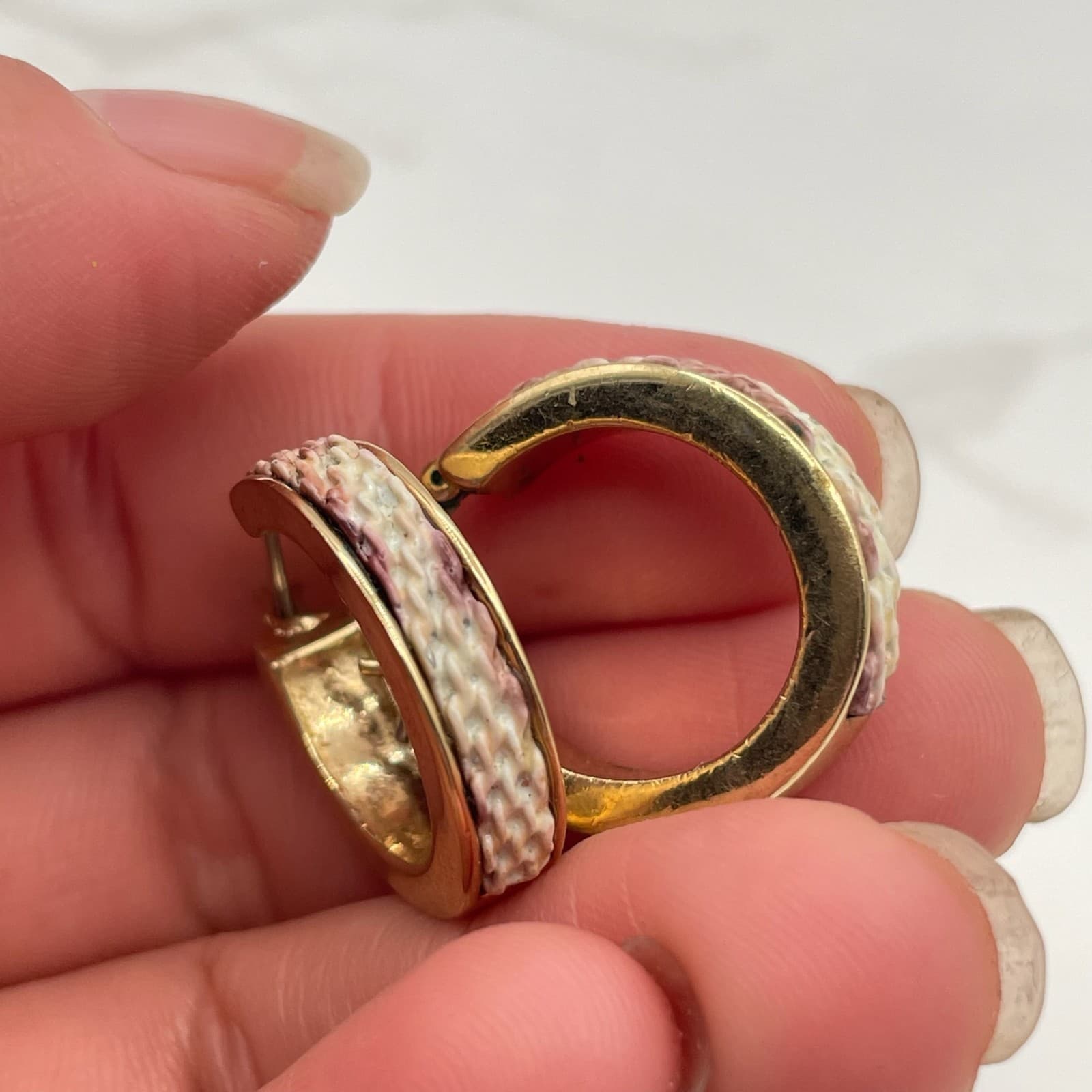 Vintage Gold-Tone Hoop Earrings with Woven-Style Enamel Detail Snap Closure - Thumbnail 14