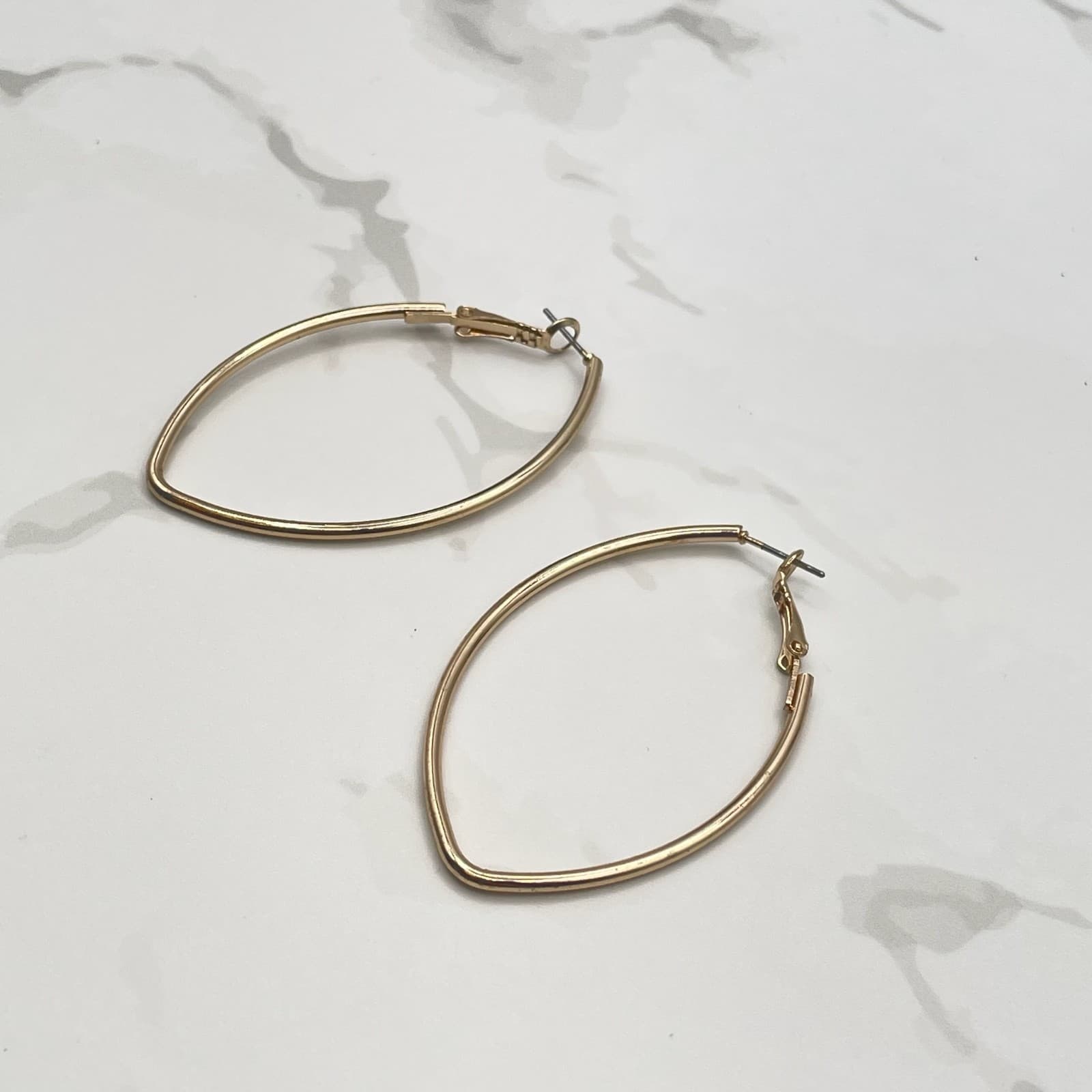 Vintage VTG Gold Tone Marquise Hoop Earrings Drop Dangle Modern Fashion Large - Thumbnail 6