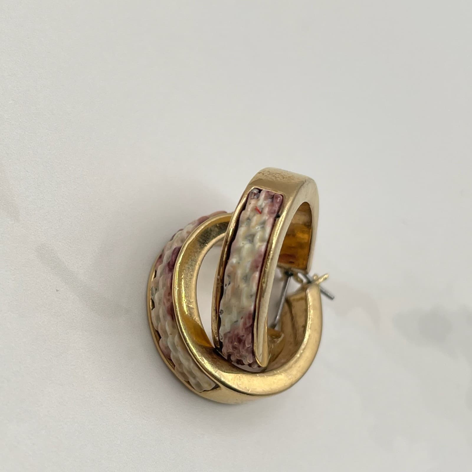 Vintage Gold-Tone Hoop Earrings with Woven-Style Enamel Detail Snap Closure - Thumbnail 15